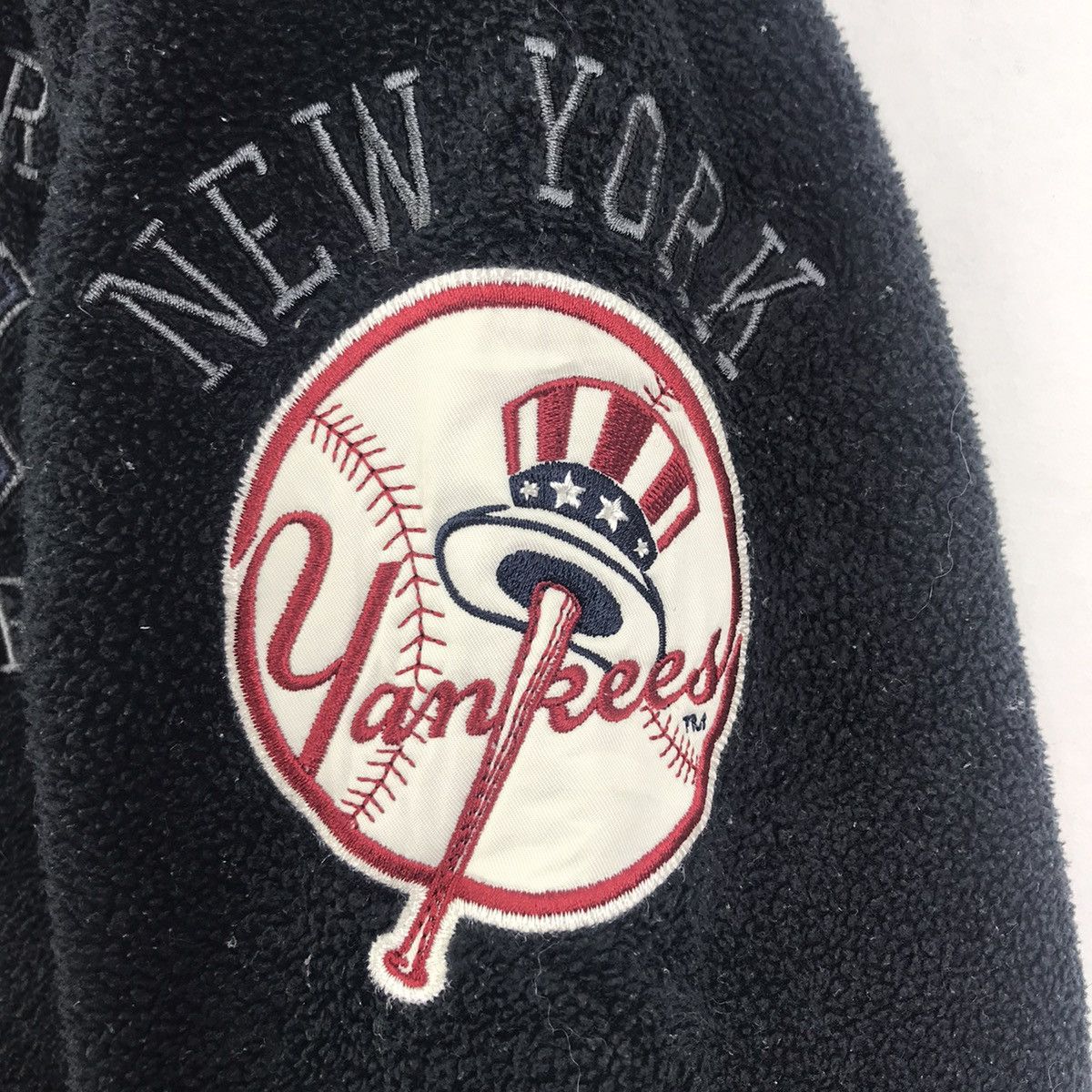 Vintage Vintage 90s NEW YORK YANKEERS Mlb Fleece Sweatshirt Size US XL / EU 56 / 4 - 6 Thumbnail
