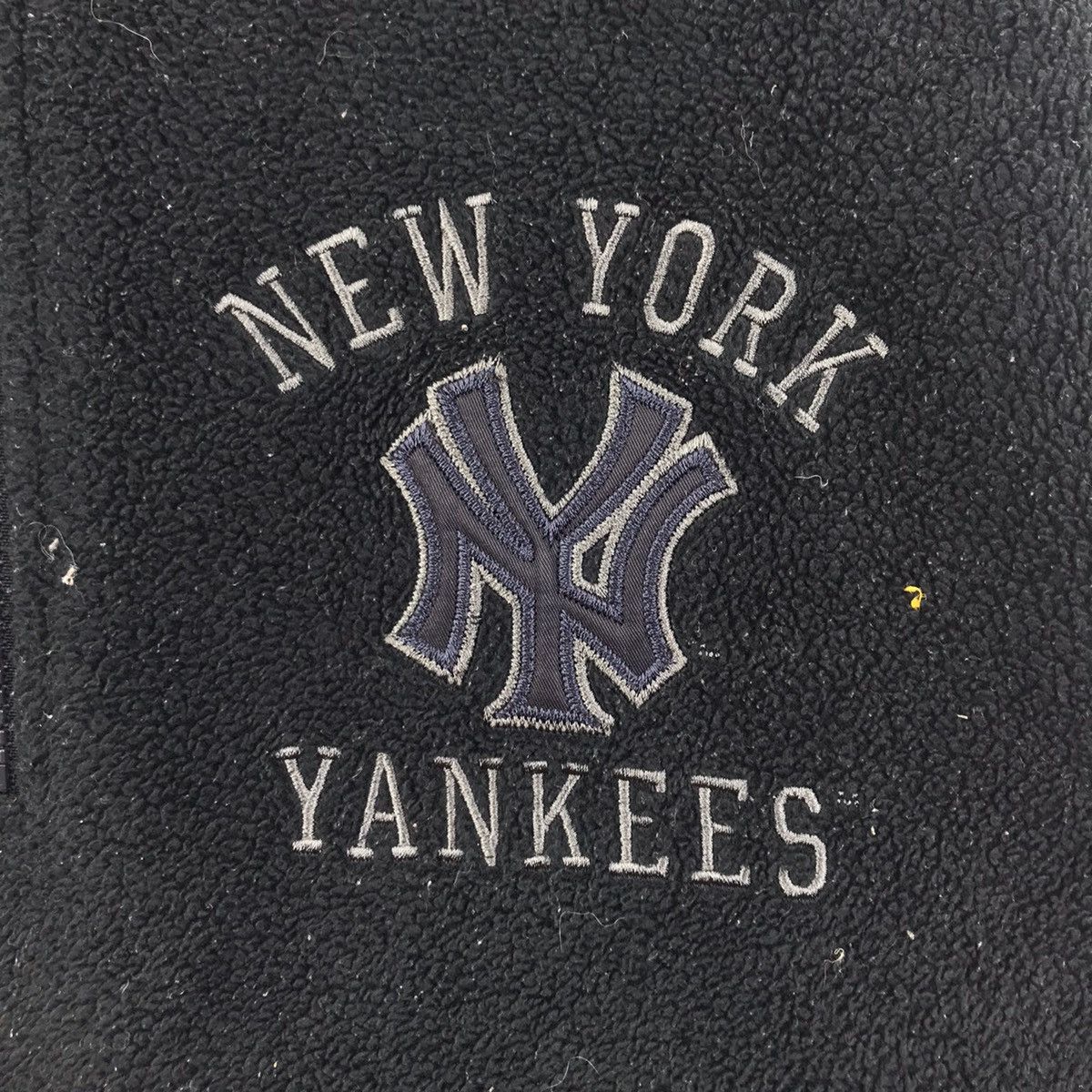 Vintage Vintage 90s NEW YORK YANKEERS Mlb Fleece Sweatshirt Size US XL / EU 56 / 4 - 5 Thumbnail