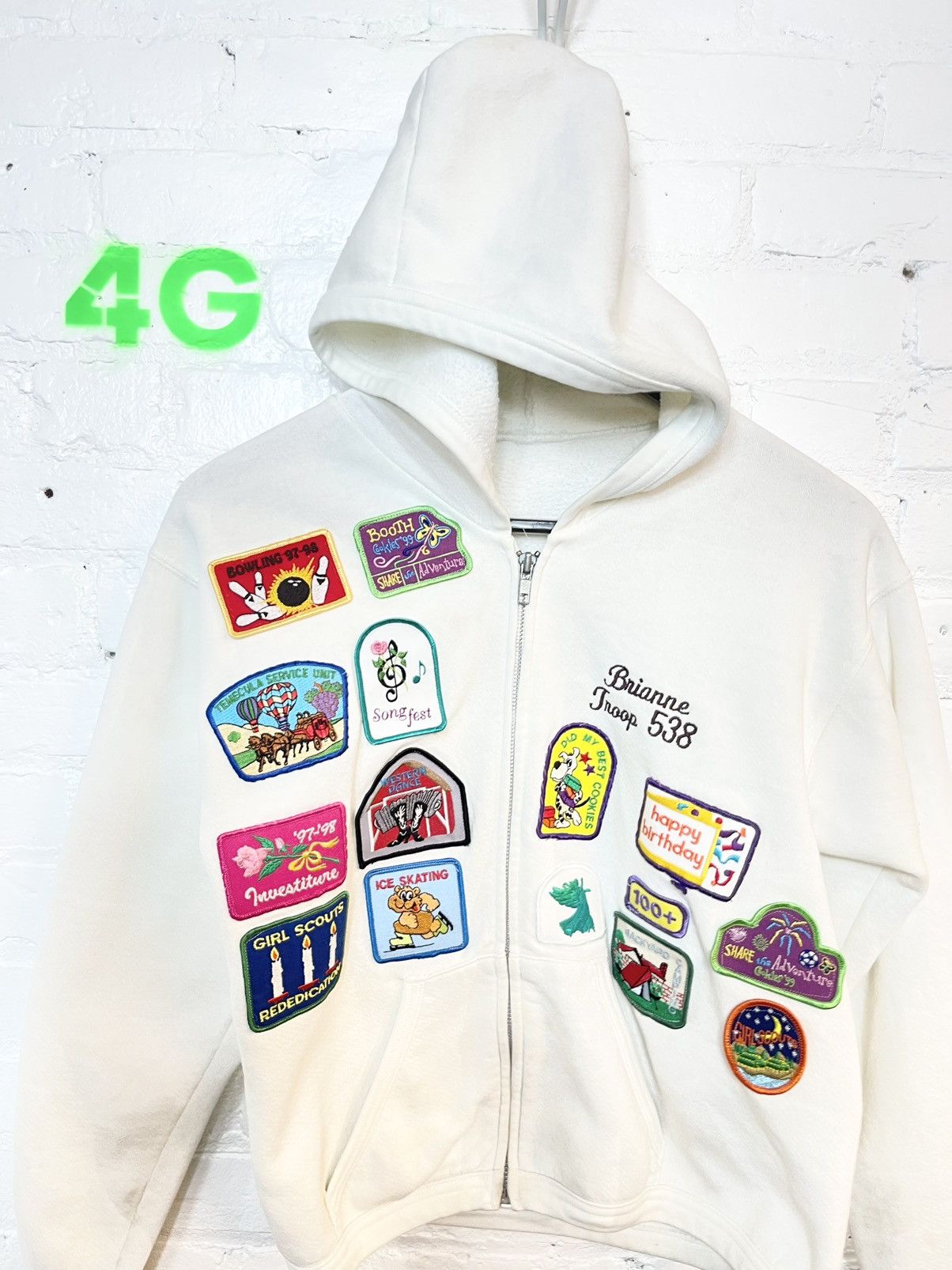 Image of Vintage 1999 Boy Girl Scouts Patch Hoodie Zip Up in White, Men's (Size Small)