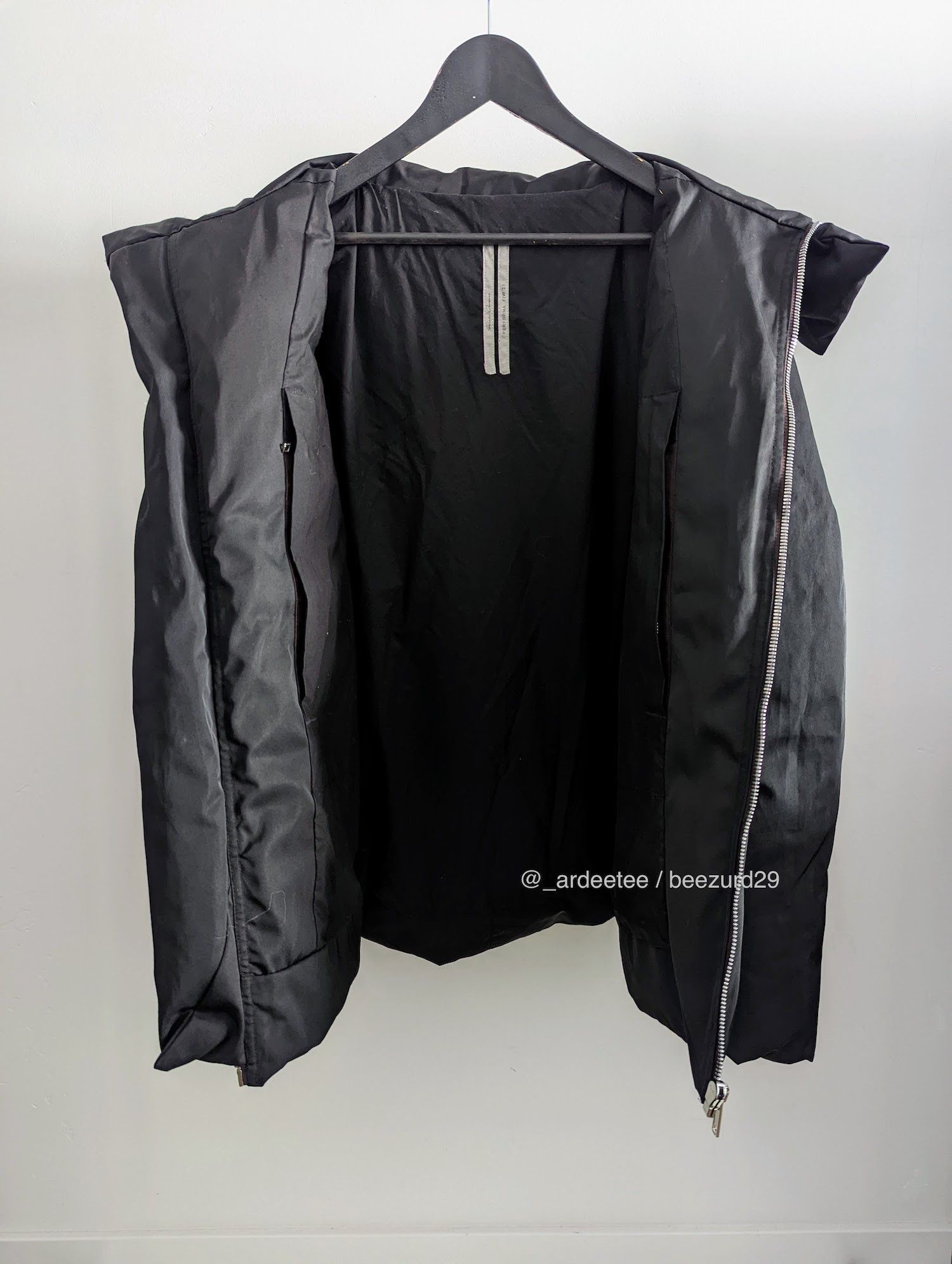 Rick Owens 💥UNRELEASED FW20 PERFORMA JUMBO IES DOWN JACKET Size US M / EU 48-50 / 2 - 6 Thumbnail