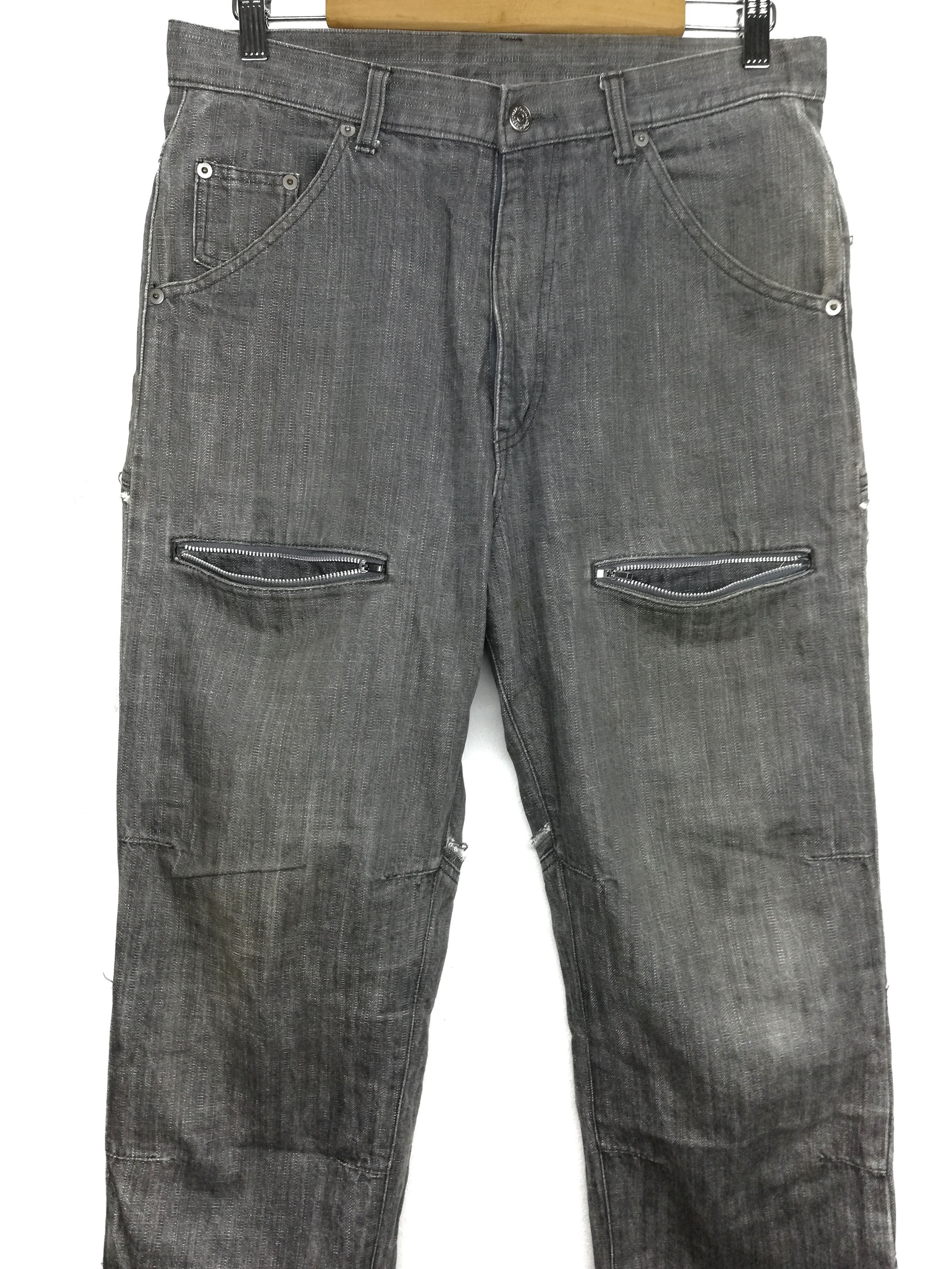 Japanese Brand 🔥Reconstructed Zipper Distressed Denim Trouser Pants🔥 Size US 33 - 3 Thumbnail