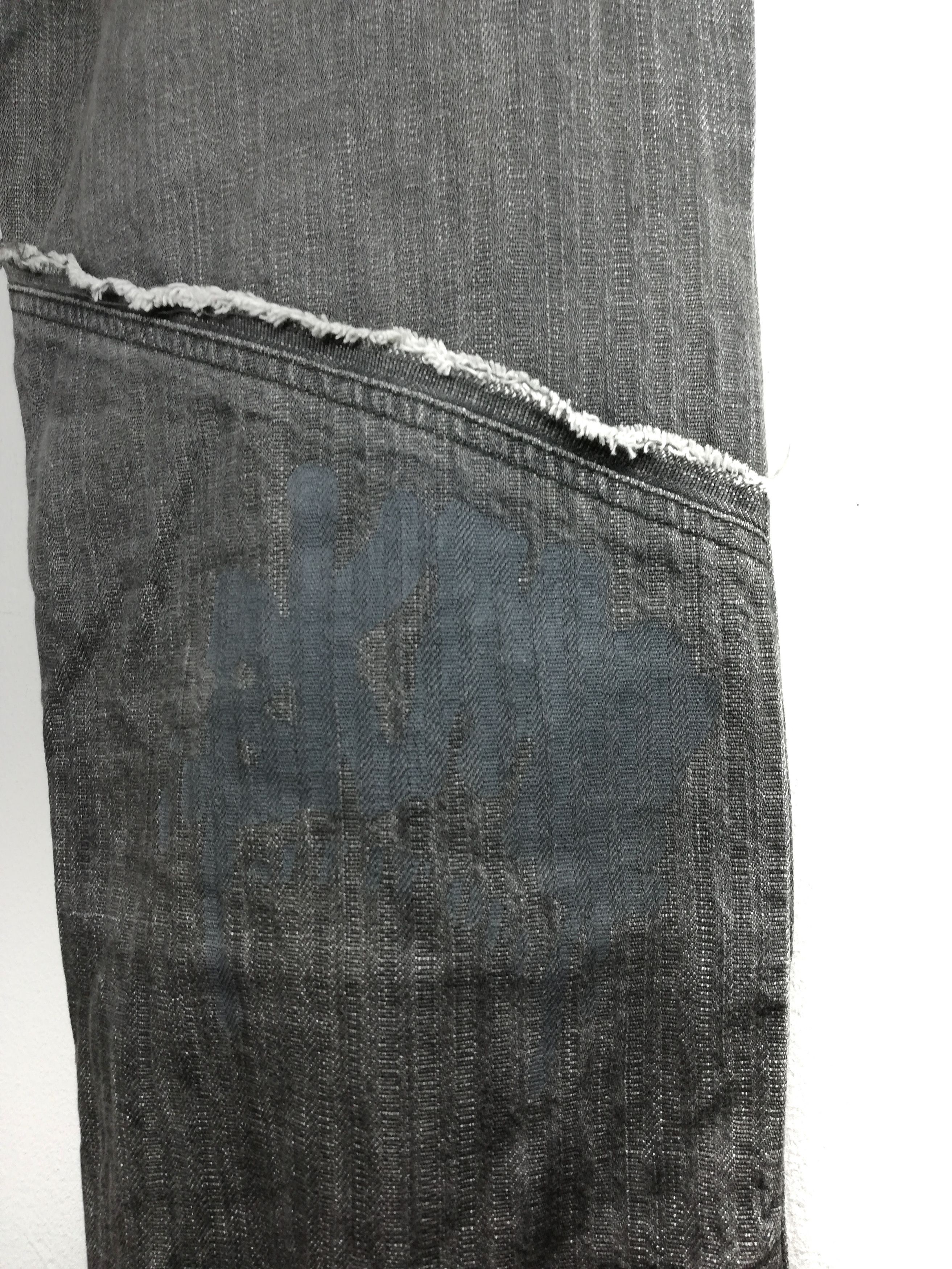 Japanese Brand 🔥Reconstructed Zipper Distressed Denim Trouser Pants🔥 Size US 33 - 9 Thumbnail