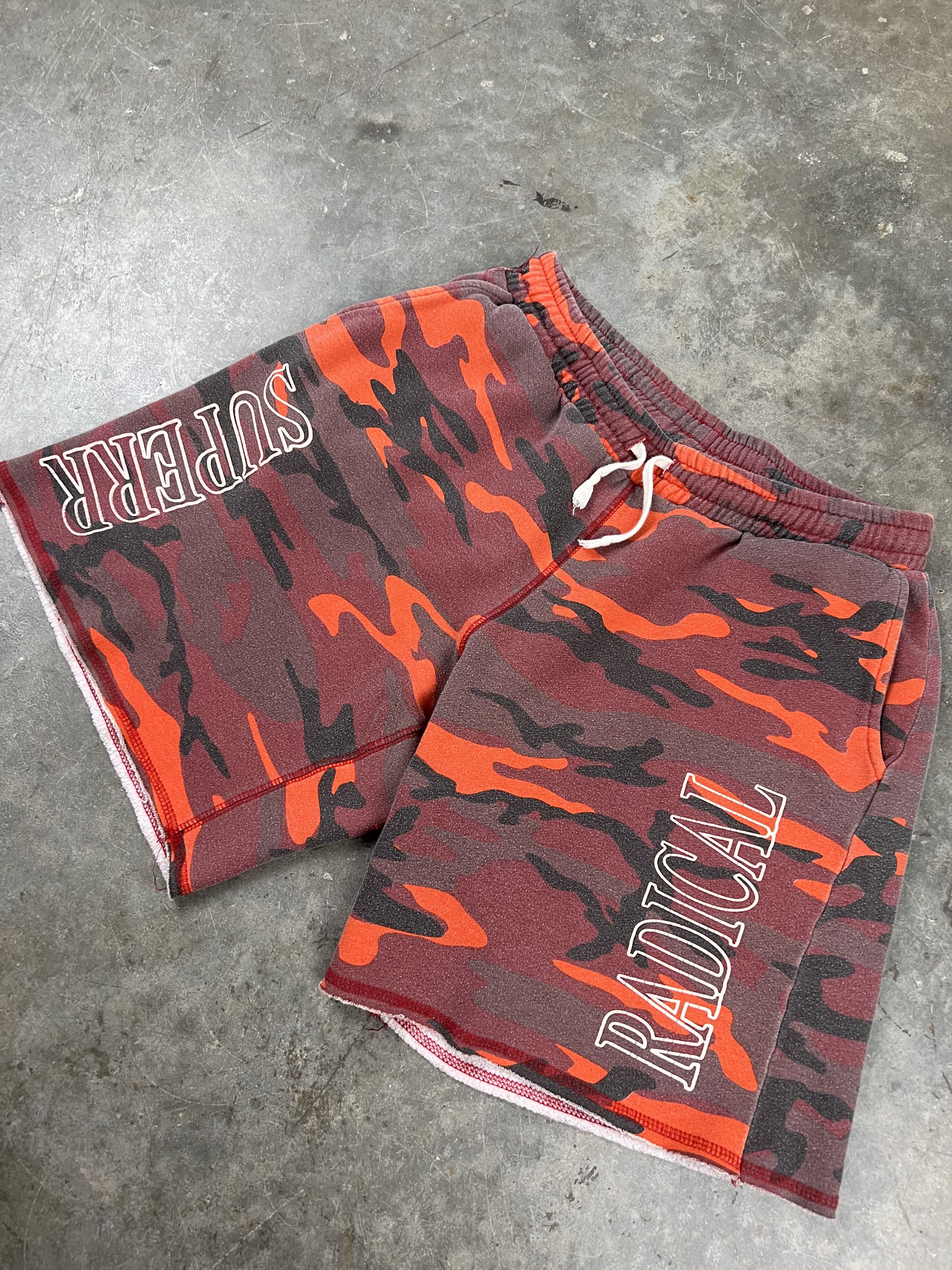 Superrradical Superrradical Red Camo Logo Sweat Shorts Medium 🥣🧊❄️ Peep Size US 32 / EU 48 - 2 Thumbnail