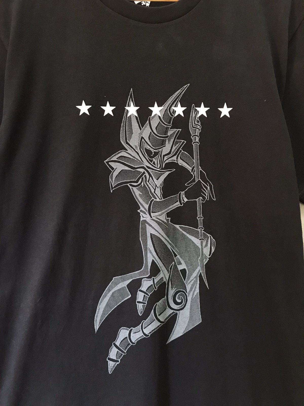 Uniqlo Yu-Gi-Oh Dark Magician T-shirt Size US M / EU 48-50 / 2 - 4 Thumbnail