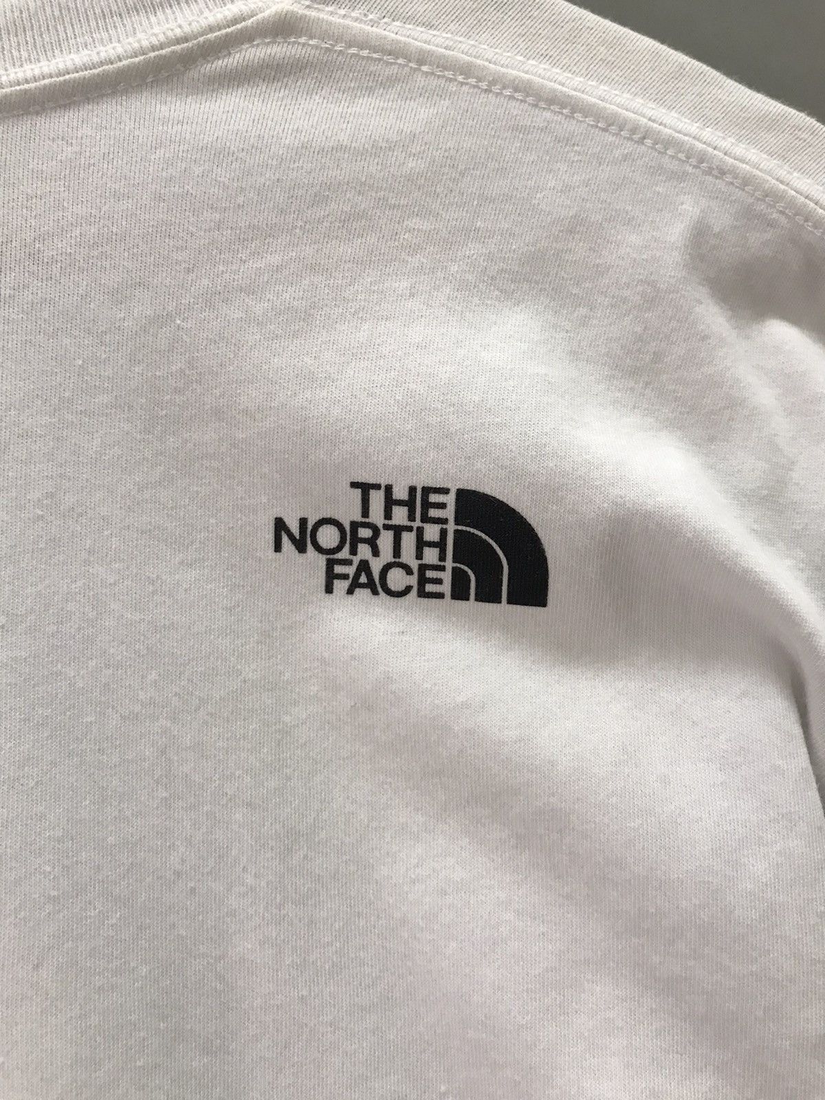 The North Face The North Face Mountain Graphics T-shirts Size US L / EU 52-54 / 3 - 6 Thumbnail