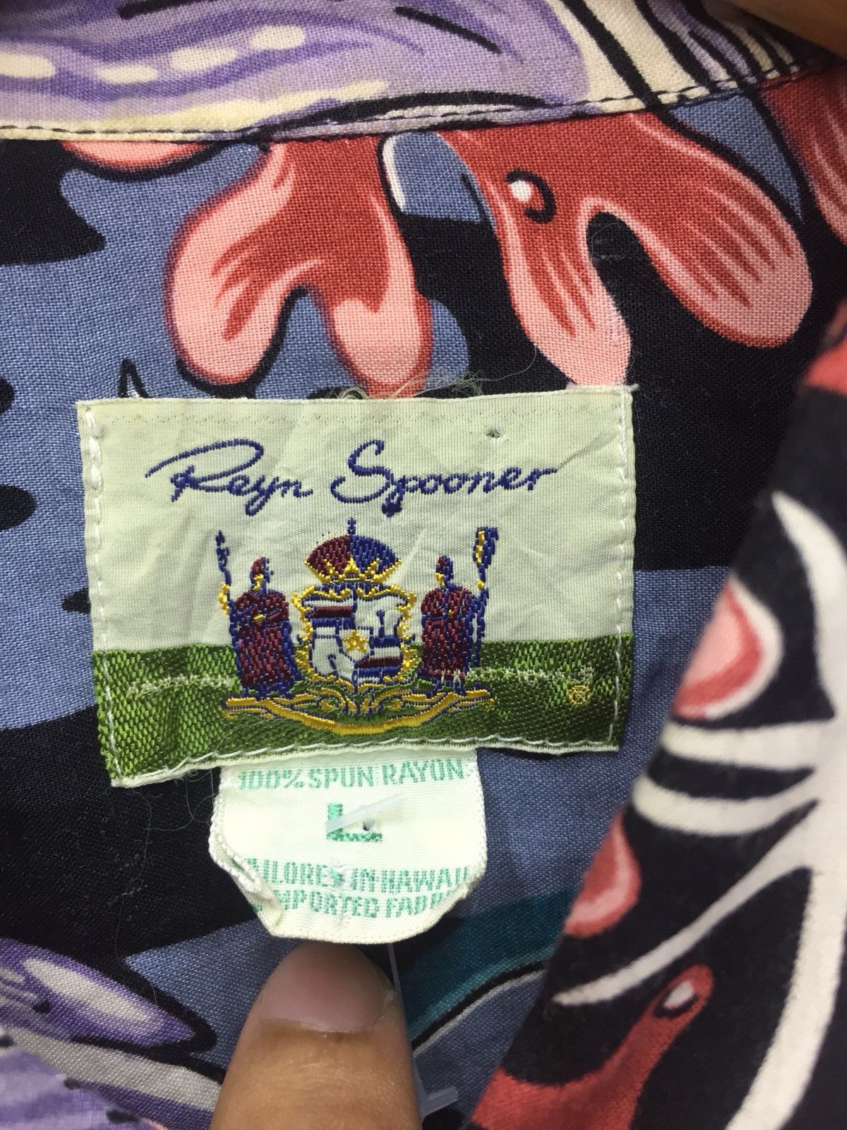 Reyn Spooner Vintage Reyn Spooner Rayon Hawaiian Shirt size l fit xl Size US XL / EU 56 / 4 - 6 Thumbnail