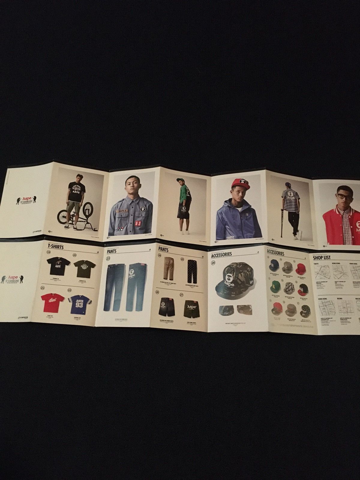 Aape AAPE BY A BATHING APE 2012 PAPER COLLECTION BOOK 2 SHEETS Size ONE SIZE - 2 Thumbnail