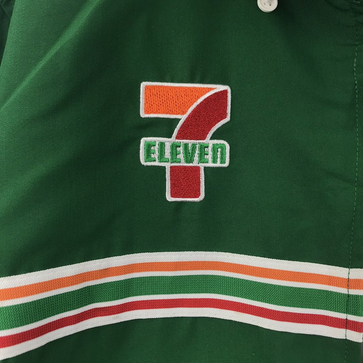 Vintage 7-ELEVEN 7E Seven 11 Supermarket Convenience Store Workwear Size US L / EU 52-54 / 3 - 5 Thumbnail