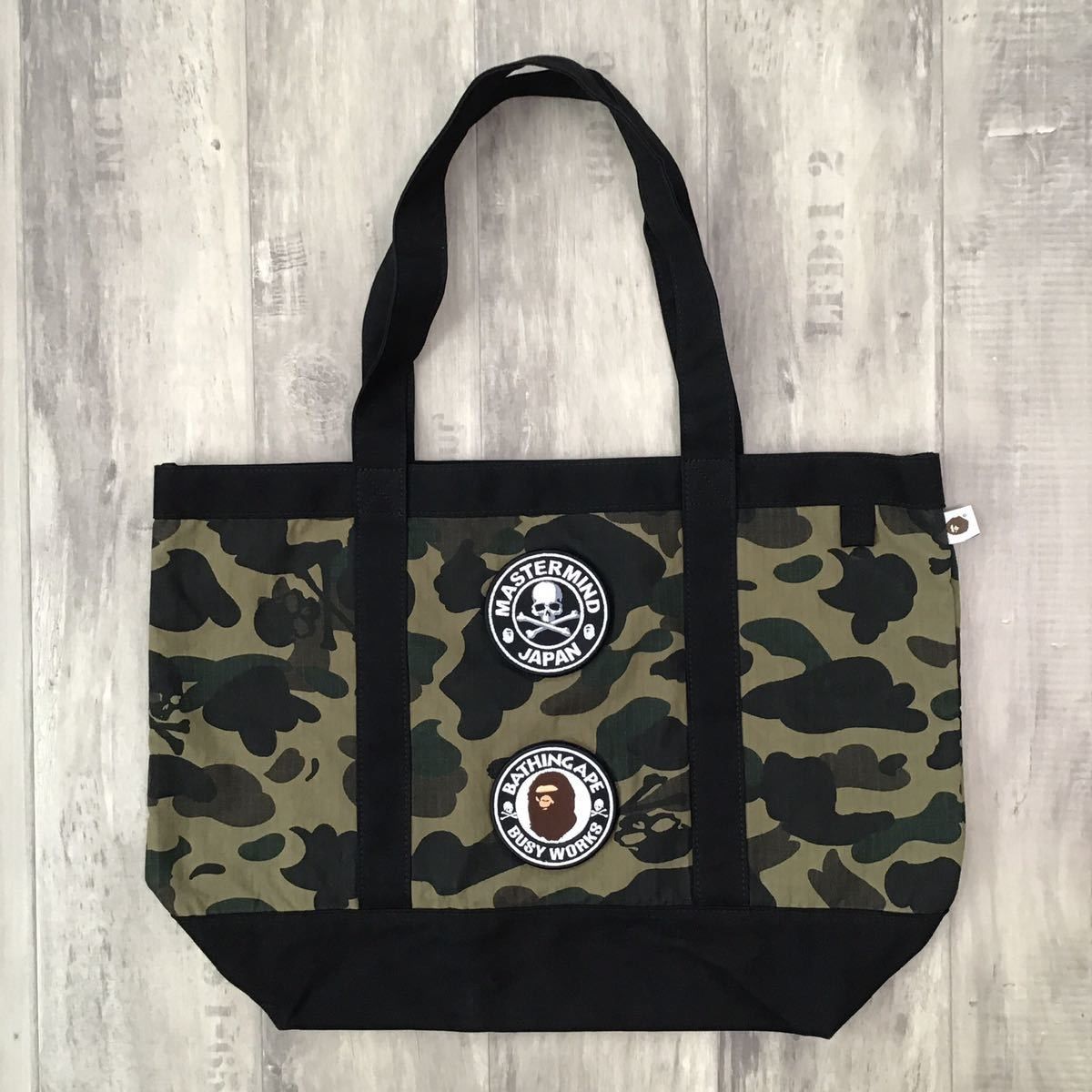 image of Bape × Mastermind 2011 Isetan Limited Mmj Camo Tote Bag★ in Green Camo, Men's
