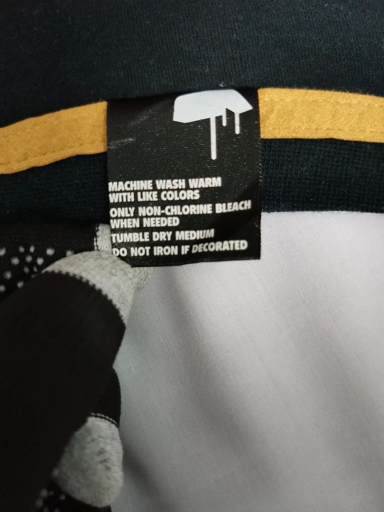 Japanese Brand 🔥Rare🔥 SFA Artist is Tee Naked Sexy Porn Girl Size US L / EU 52-54 / 3 - 4 Thumbnail