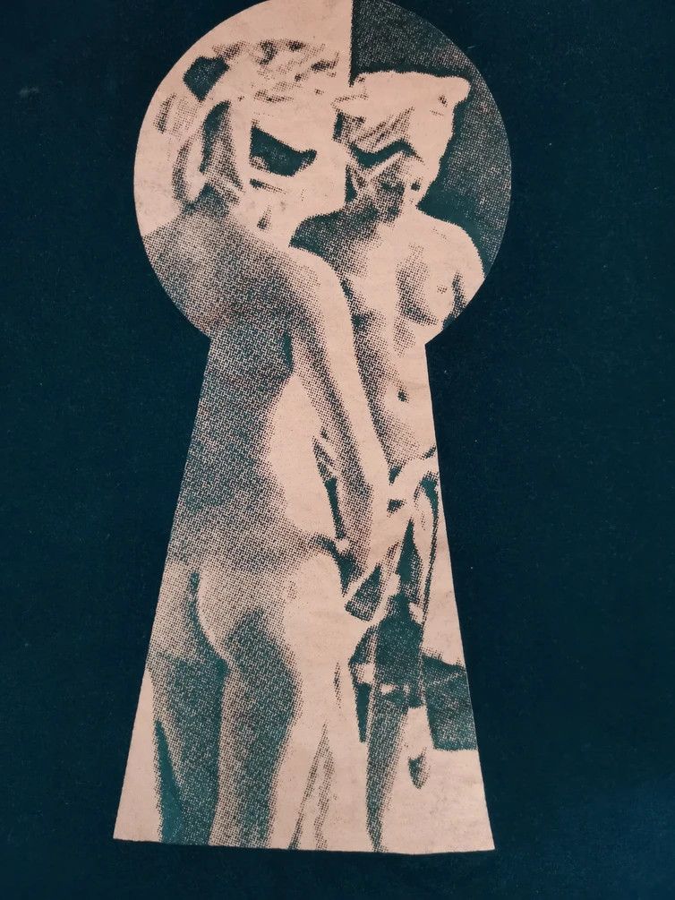 Japanese Brand 🔥Rare🔥 SFA Artist is Tee Naked Sexy Porn Girl Size US L / EU 52-54 / 3 - 1 Thumbnail