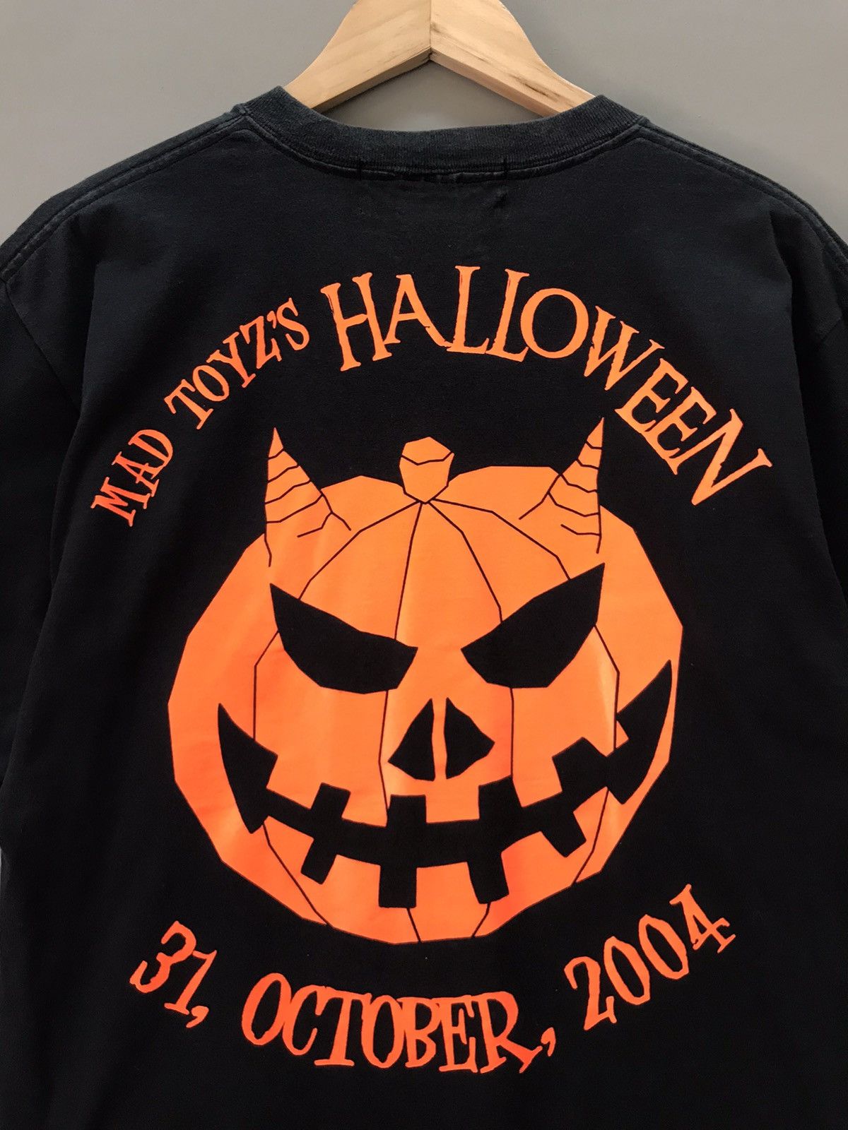 Vintage Vintage Mad Toyz Toys R Us Japanese T-shirts Size US M / EU 48-50 / 2 - 6 Thumbnail