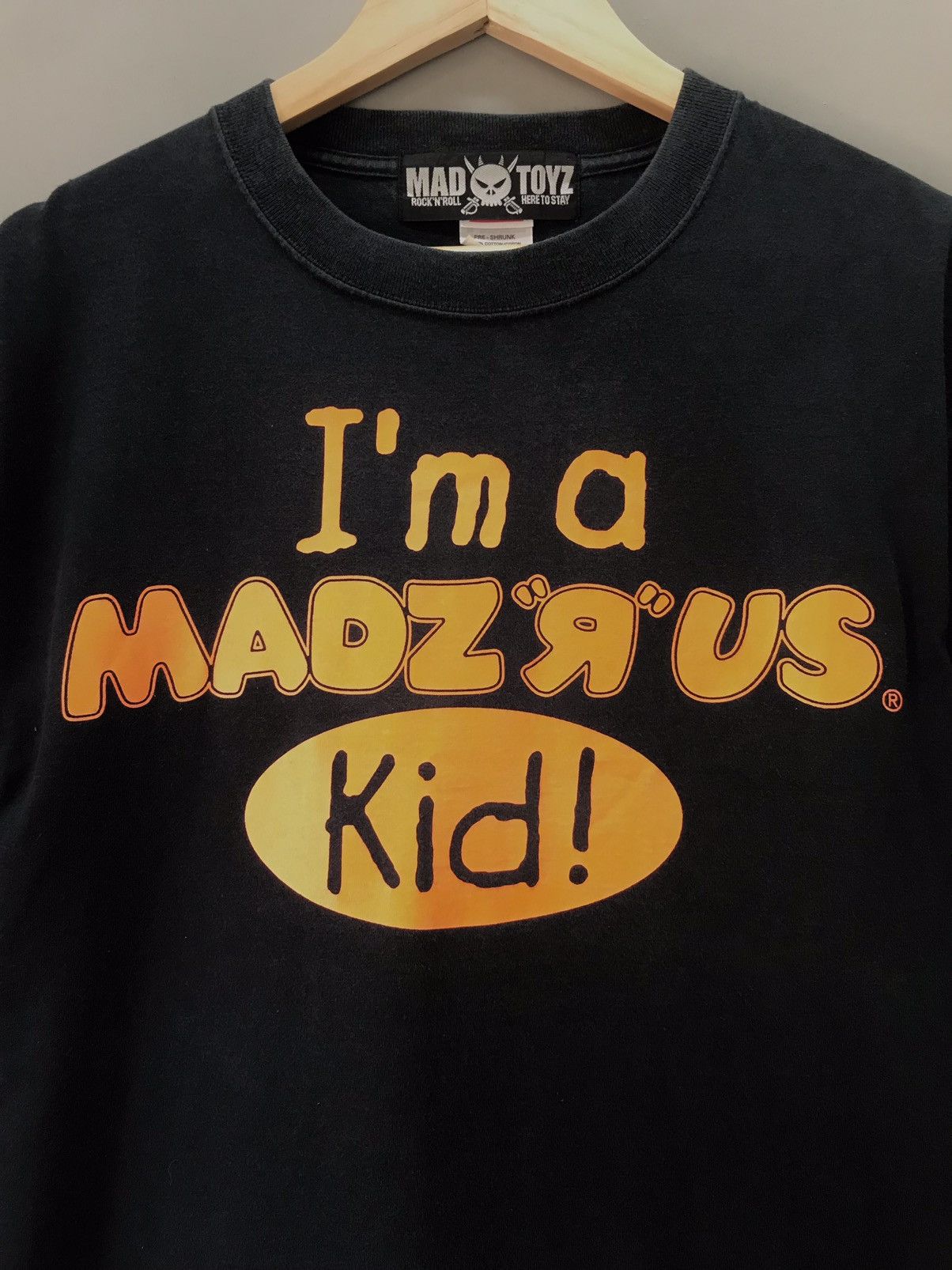 Vintage Vintage Mad Toyz Toys R Us Japanese T-shirts Size US M / EU 48-50 / 2 - 5 Thumbnail