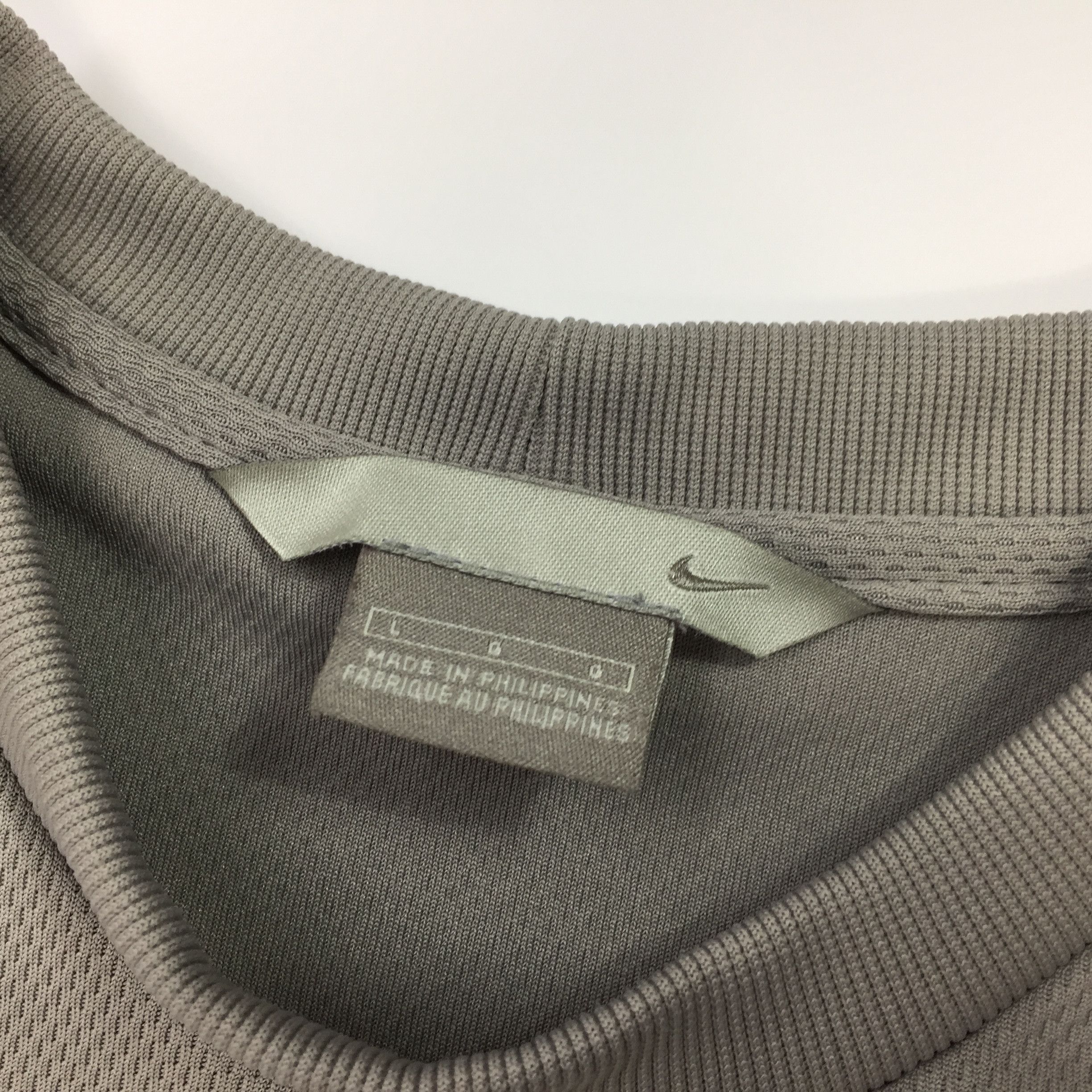 Nike × Vintage Vintage Nike t shirt Undershirt Small Logo In Front Size US L / EU 52-54 / 3 - 6 Thumbnail