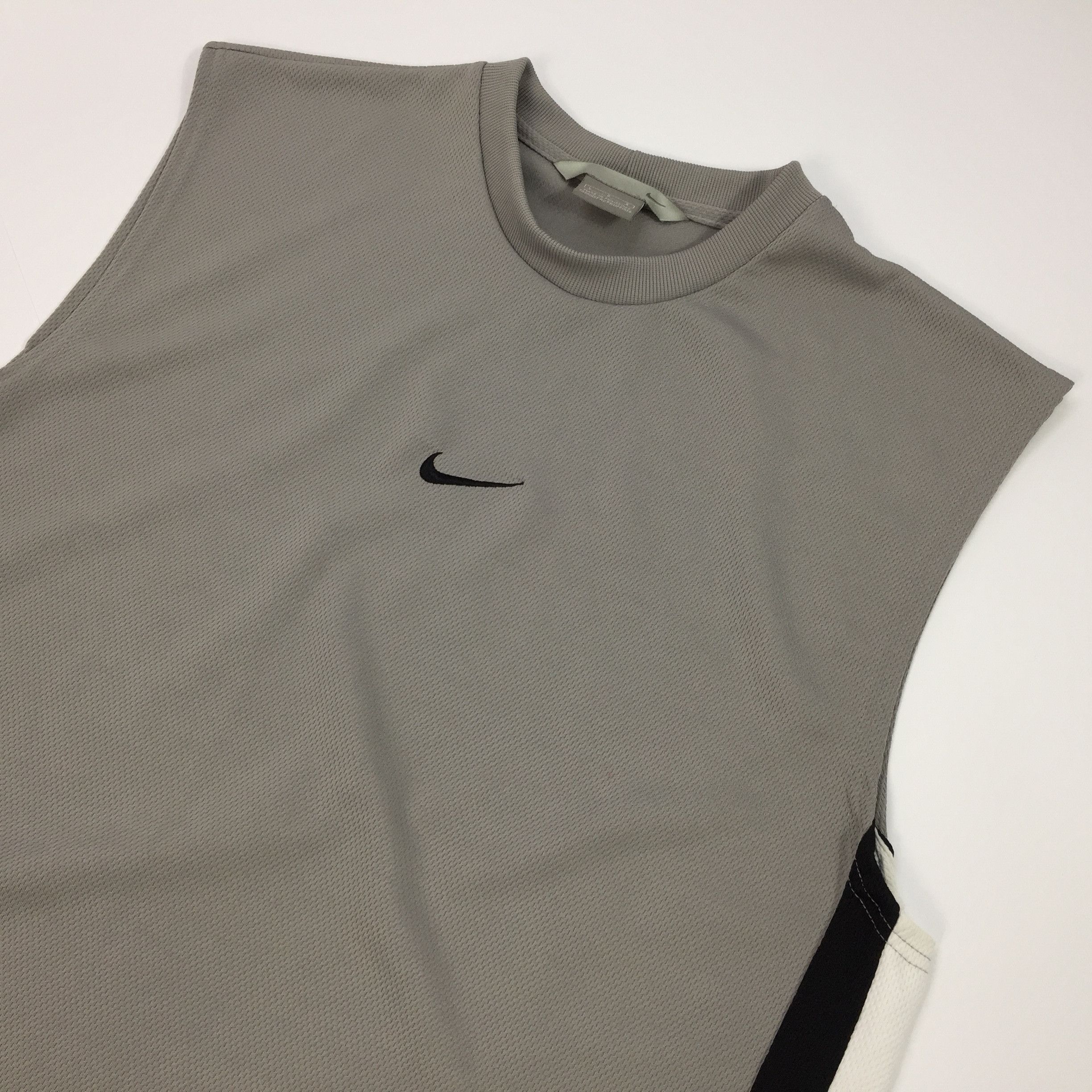 Nike × Vintage Vintage Nike t shirt Undershirt Small Logo In Front Size US L / EU 52-54 / 3 - 2 Thumbnail
