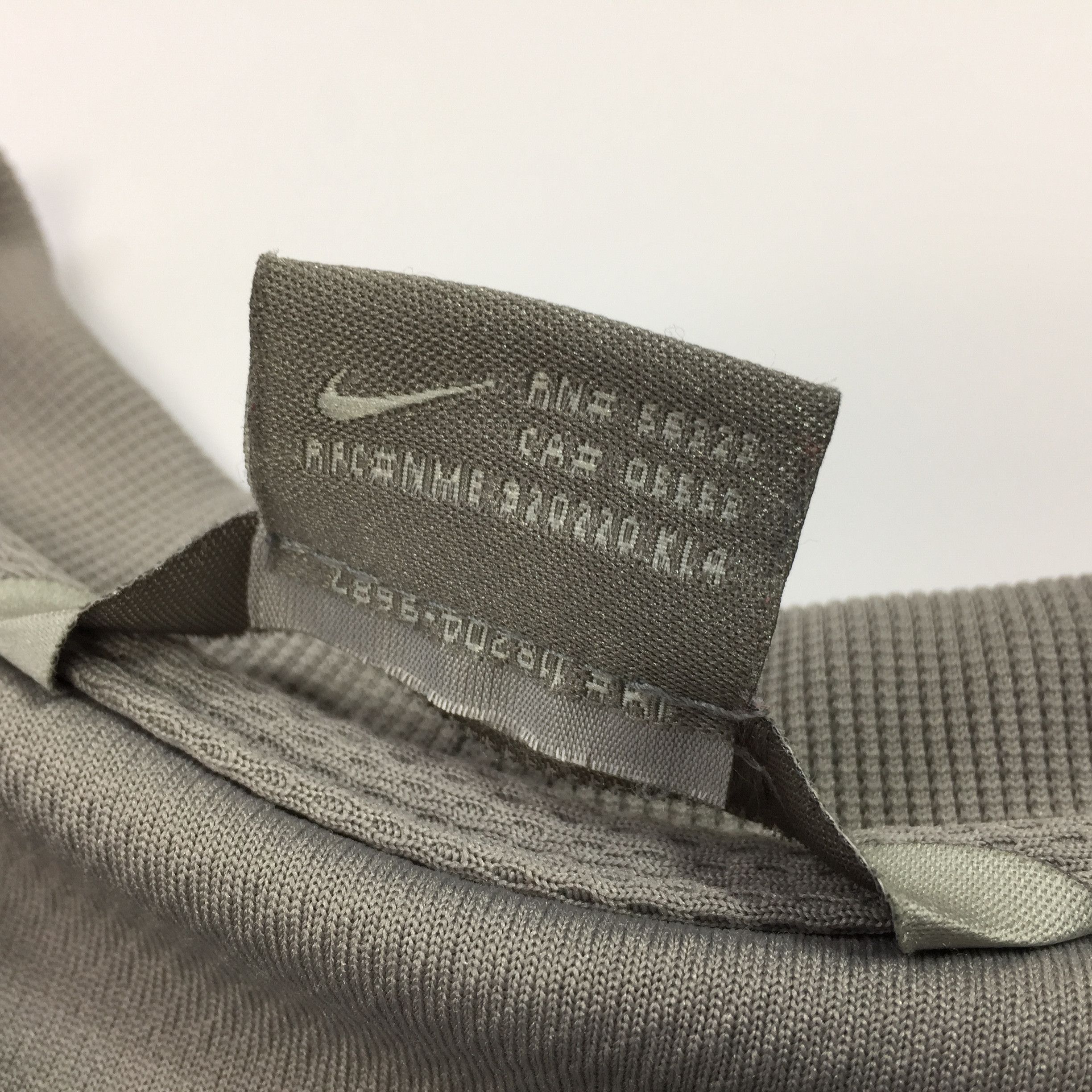 Nike × Vintage Vintage Nike t shirt Undershirt Small Logo In Front Size US L / EU 52-54 / 3 - 7 Thumbnail