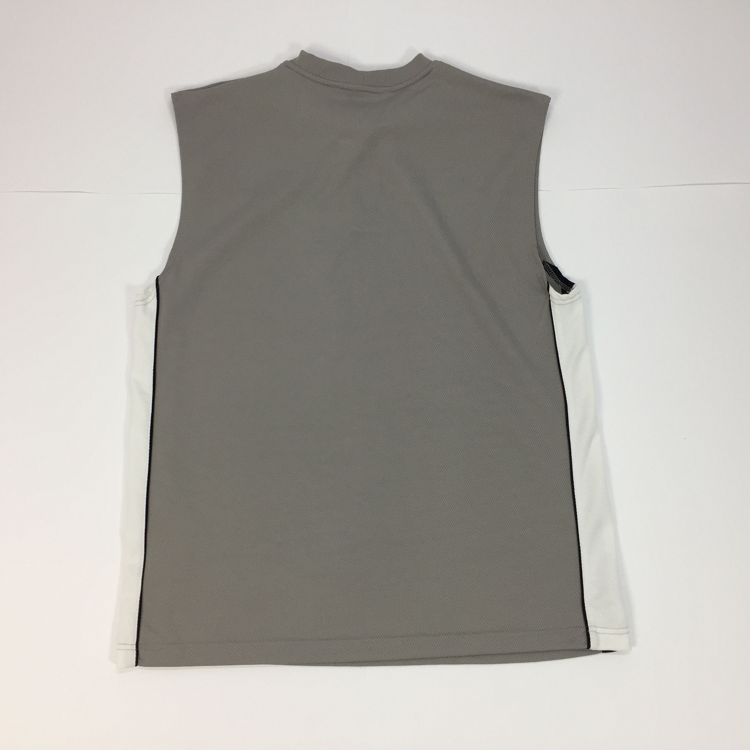 Nike × Vintage Vintage Nike t shirt Undershirt Small Logo In Front Size US L / EU 52-54 / 3 - 5 Thumbnail