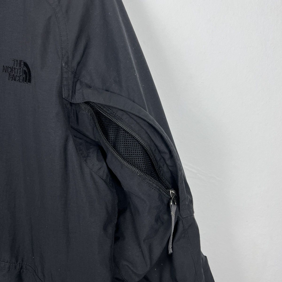 The North Face Vintage NORTH FACE Multi Pocket Hoodie Jacket J0058 Size US S / EU 44-46 / 1 - 6 Thumbnail