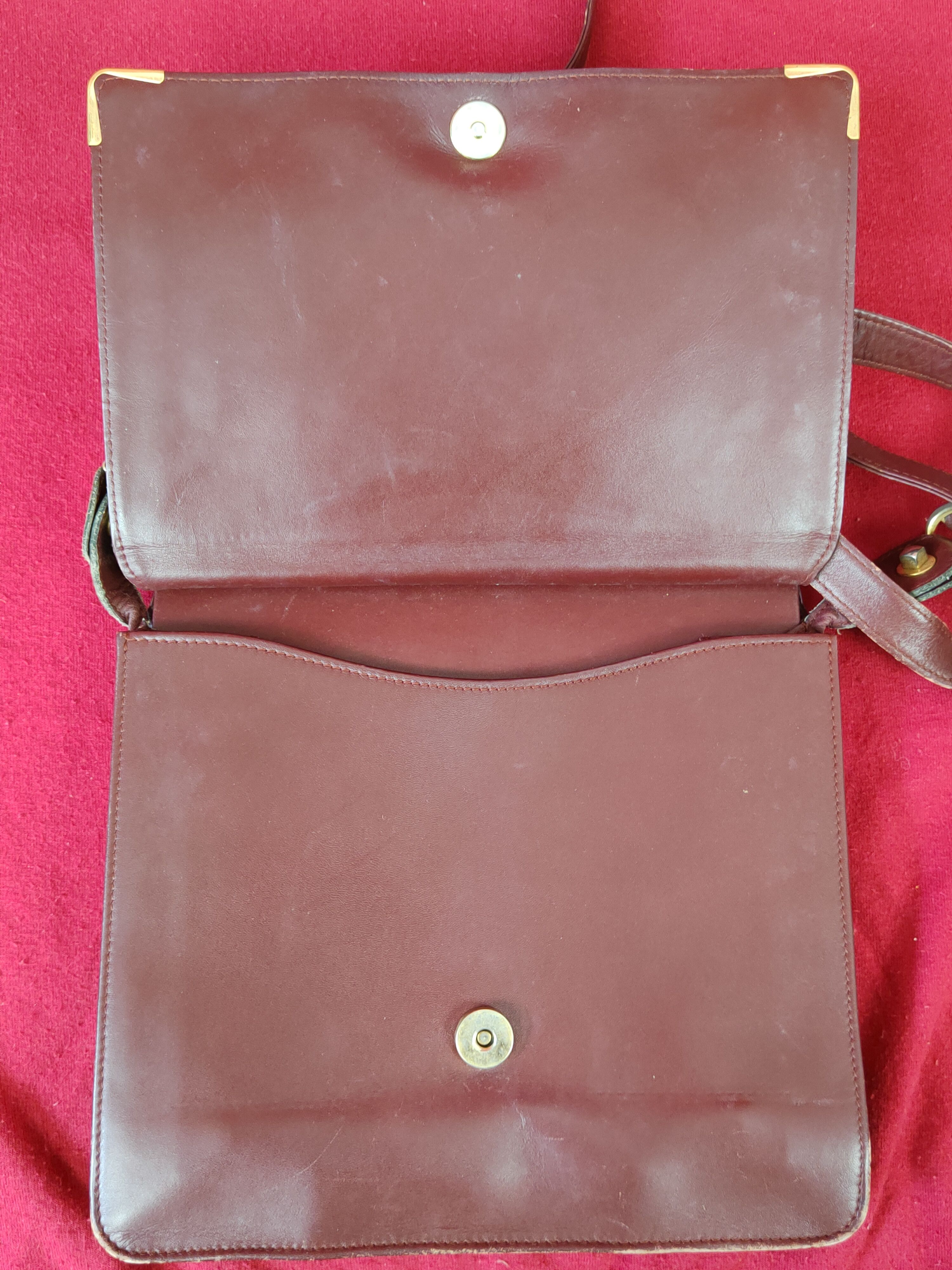 Cartier DL Cartier vintage Maroon Crossbody sling Bag #SB041 Size ONE SIZE - 18 Thumbnail