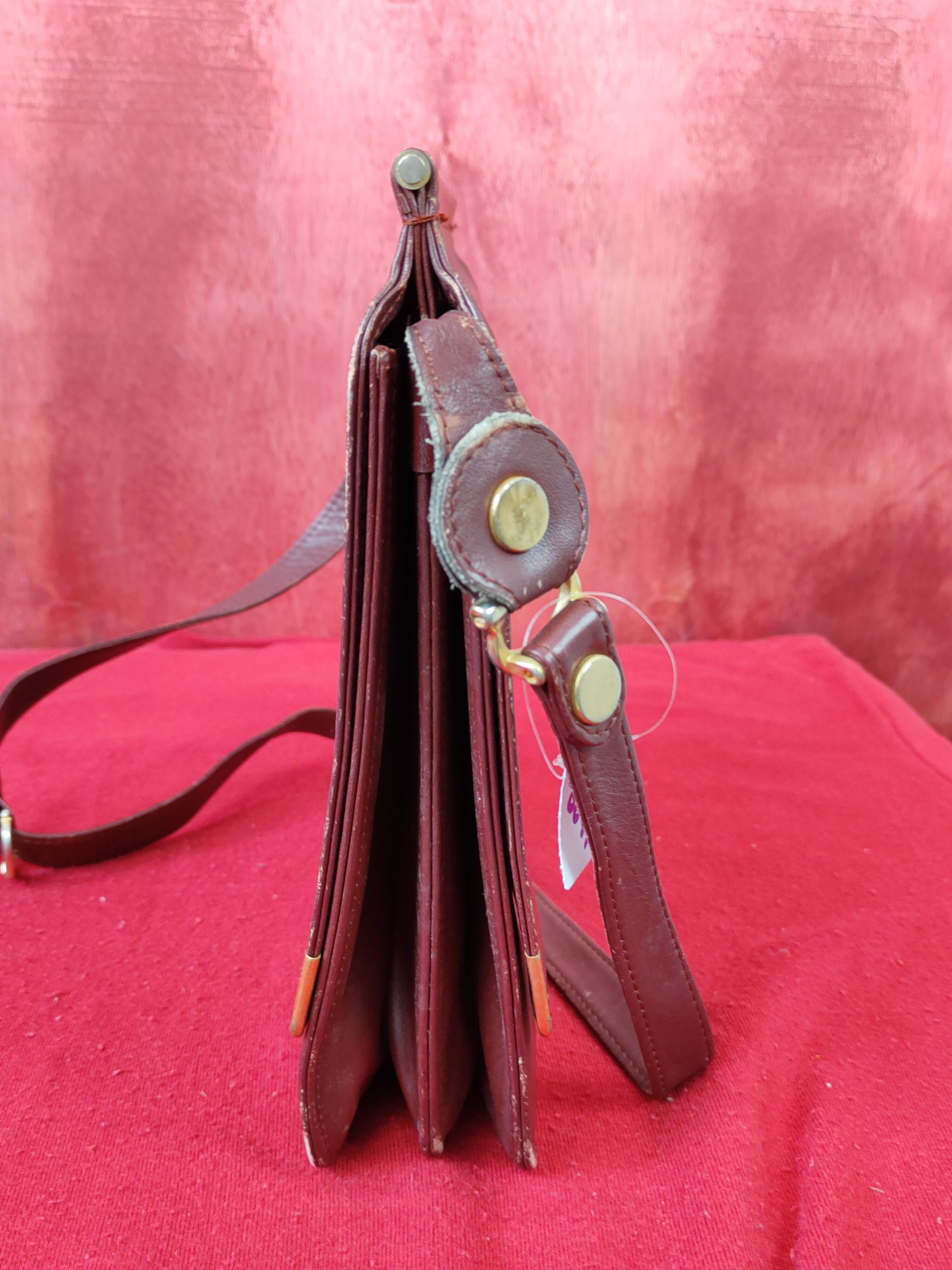 Cartier DL Cartier vintage Maroon Crossbody sling Bag #SB041 Size ONE SIZE - 14 Thumbnail