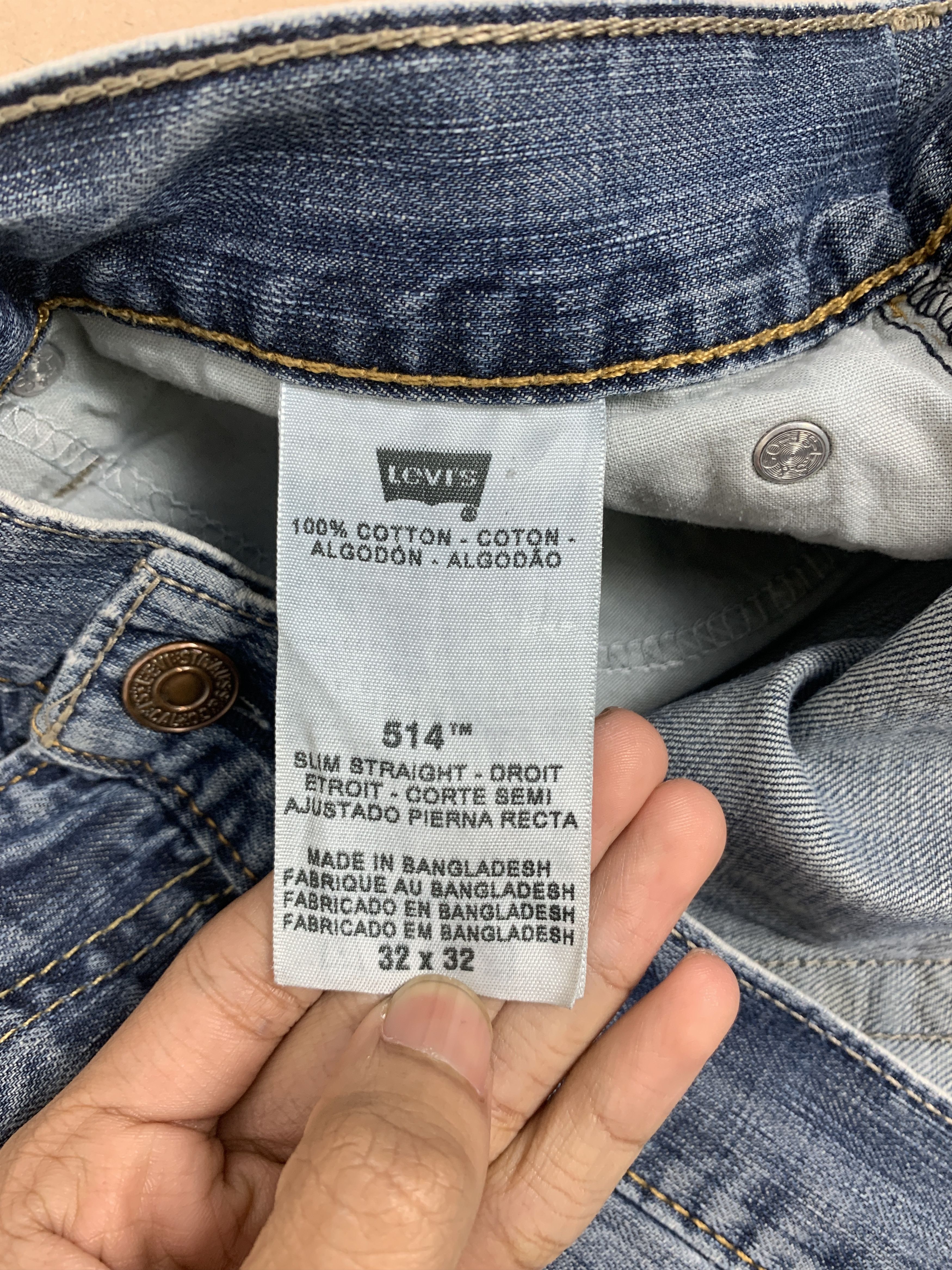 Levi's Vintage LEVI'S 514 Straight Cut Distressed Mid Wash Jeans Size US 32 / EU 48 - 16 Thumbnail