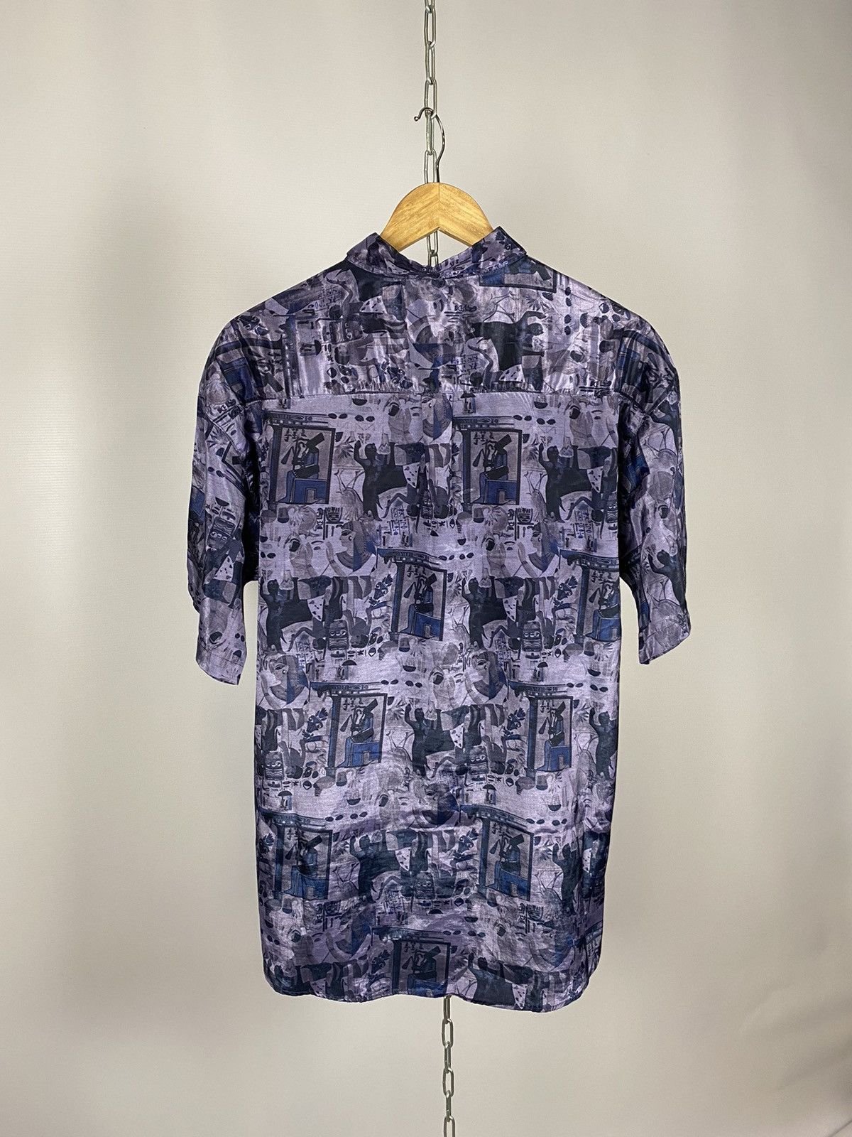 Vintage Silk shirt crazy short sleeve streetwear purple size L Size US L / EU 52-54 / 3 - 4 Thumbnail