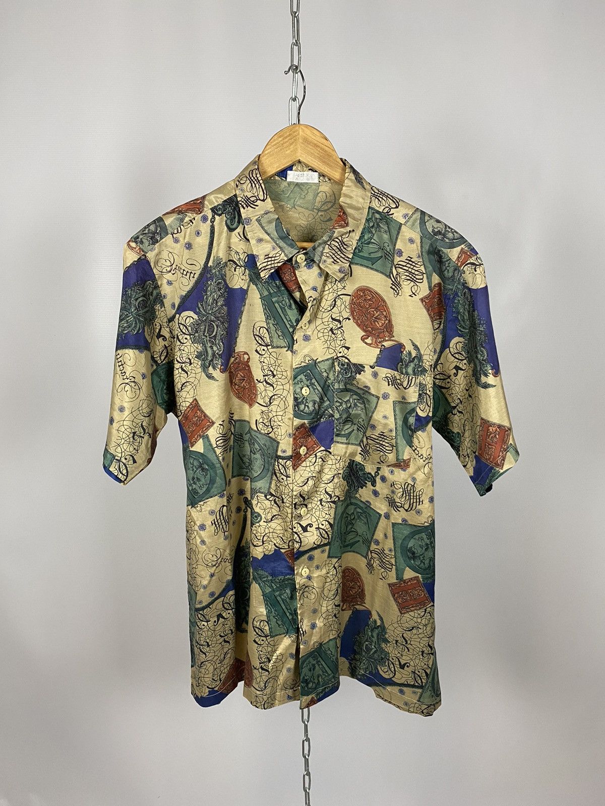 Vintage Crazy silk shirt short sleeve streetwear multicolour size L Size US L / EU 52-54 / 3 - 1 Thumbnail