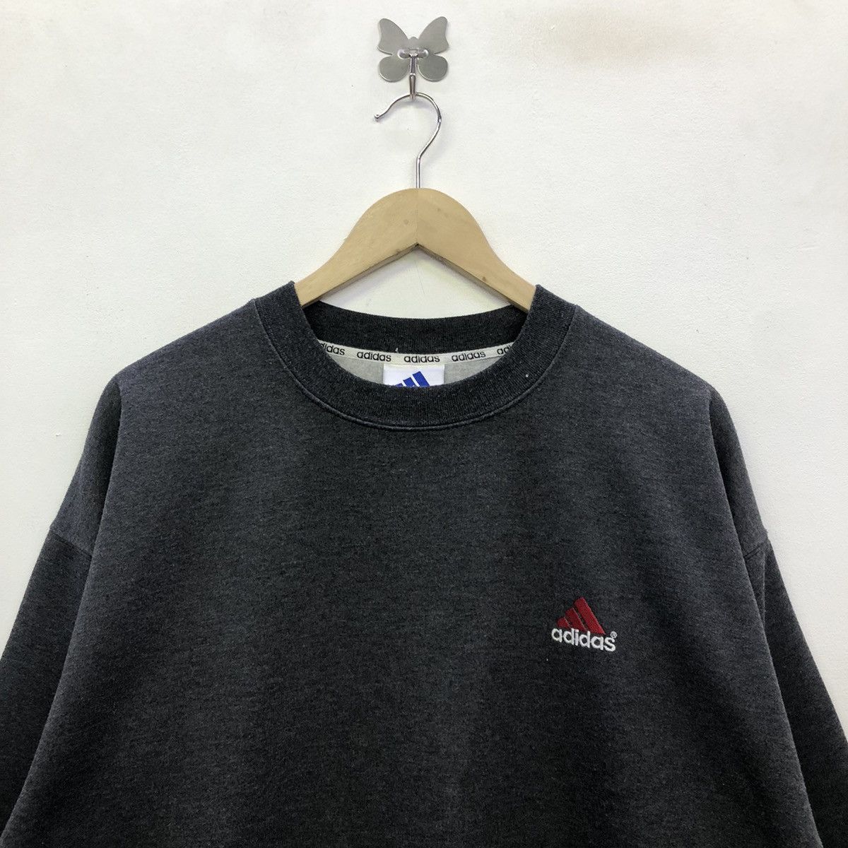 Adidas Vintage Adidas Small Logo Basic Sweatshirt Size US XL / EU 56 / 4 - 3 Thumbnail