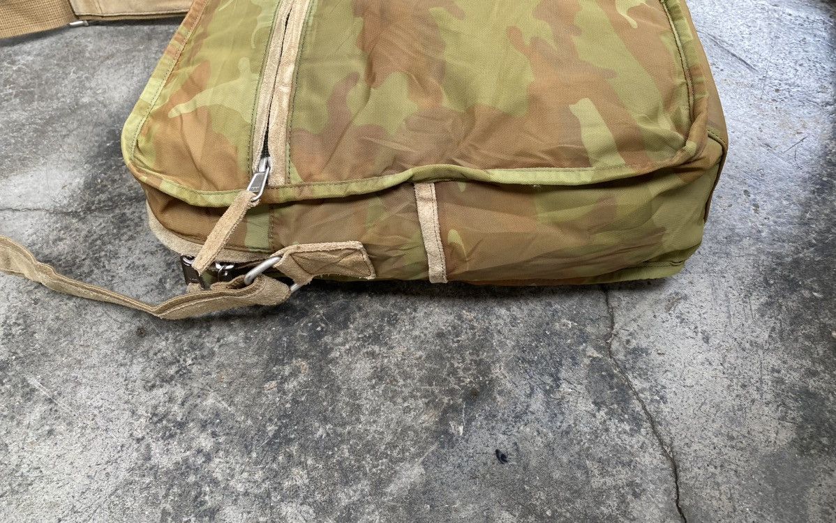Gap Vintage Gap Duck Camo Crossbody Bag Size ONE SIZE - 6 Thumbnail