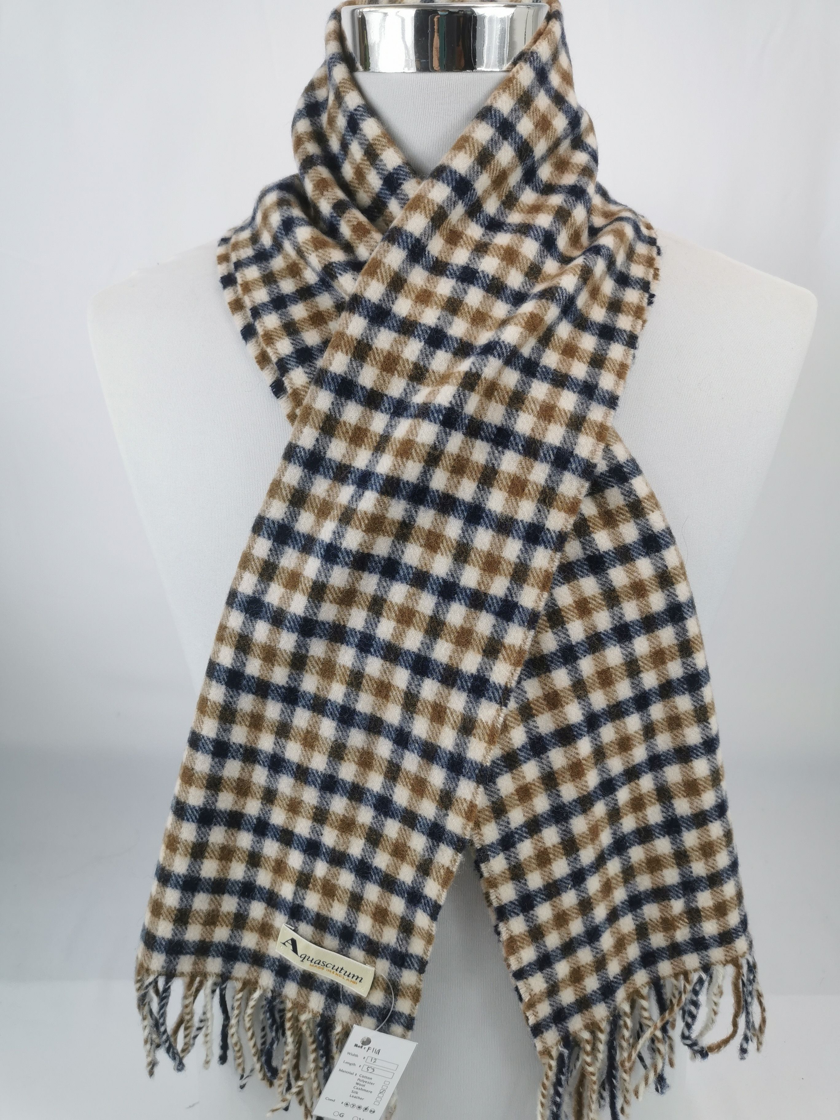 Aquascutum scarf muffler