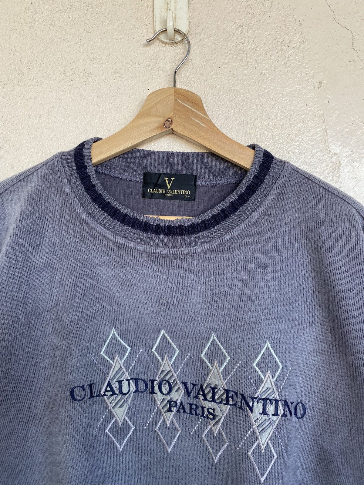 Valentino × Vintage Vintage Claudio Valentino Sweatshirt Spellout Size US M / EU 48-50 / 2 - 4 Thumbnail