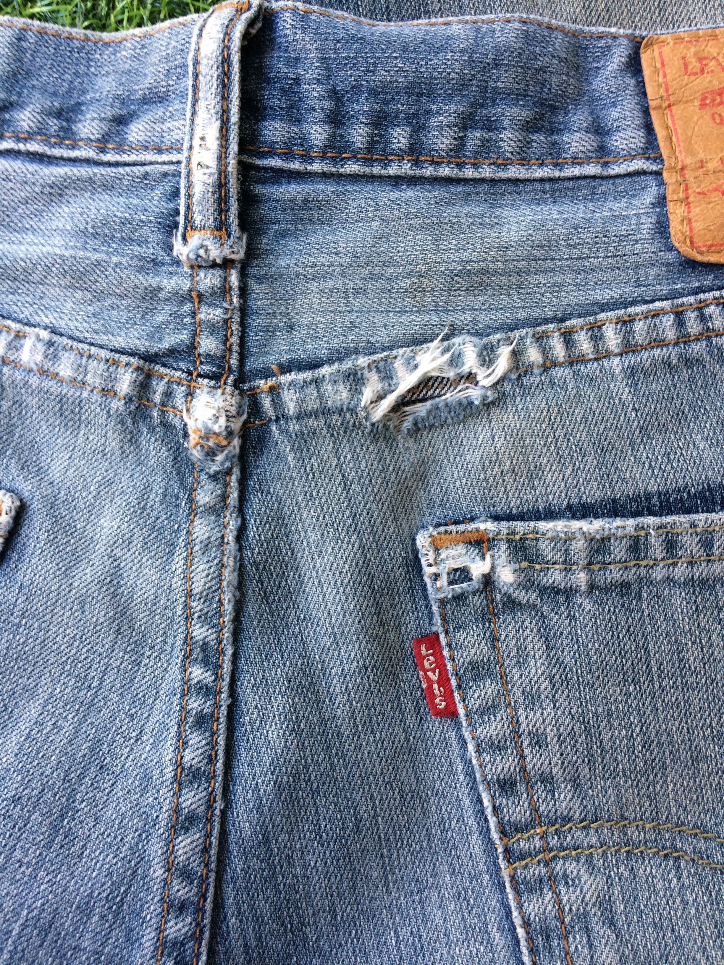 Levi's × Vintage Levi's 505 Ripped Jeans #B-221 Size US 32 / EU 48 - 8 Thumbnail