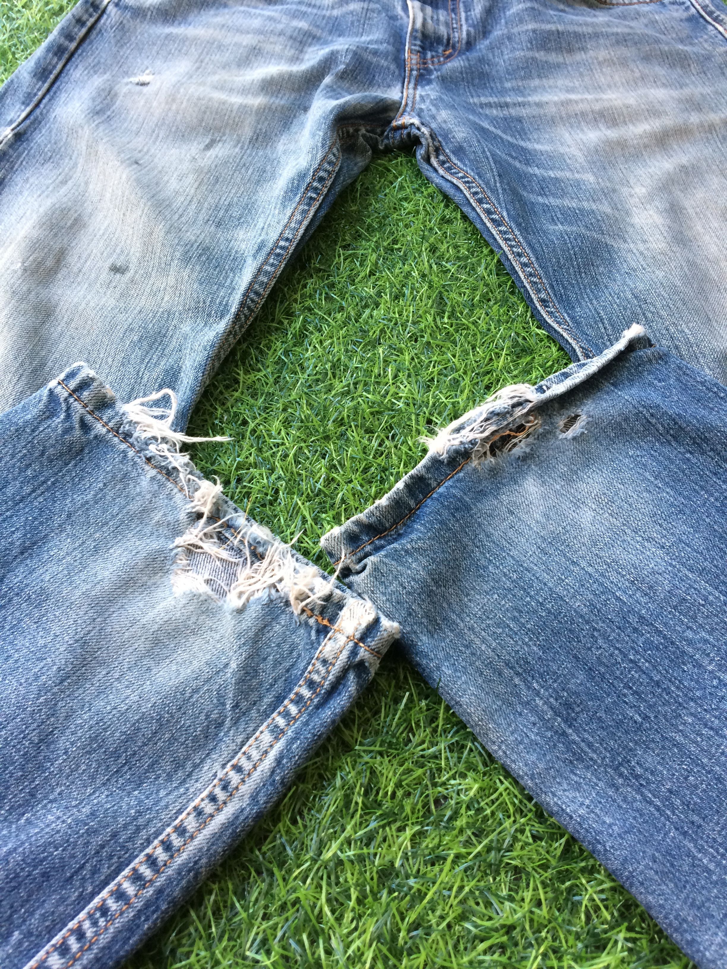 Levi's × Vintage Levi's 505 Ripped Jeans #B-221 Size US 32 / EU 48 - 4 Thumbnail