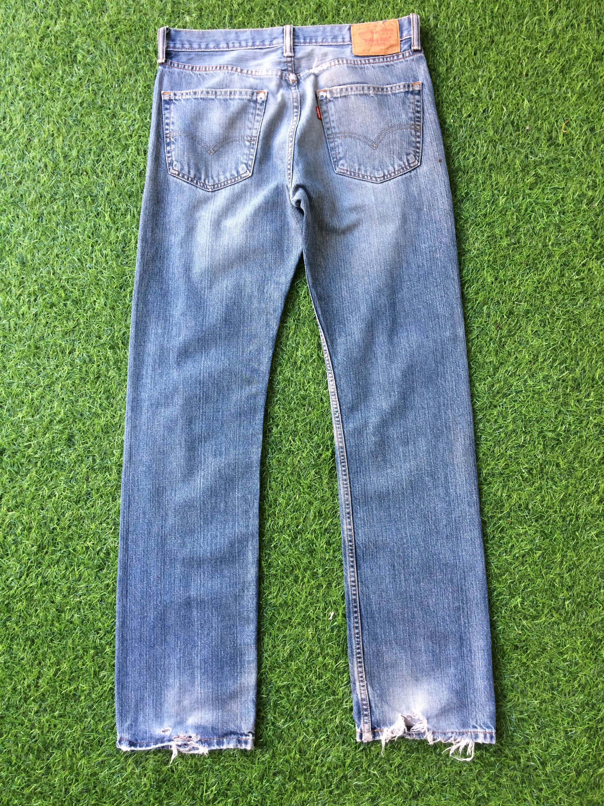 Levi's × Vintage Levi's 505 Ripped Jeans #B-221 Size US 32 / EU 48 - 2 Thumbnail