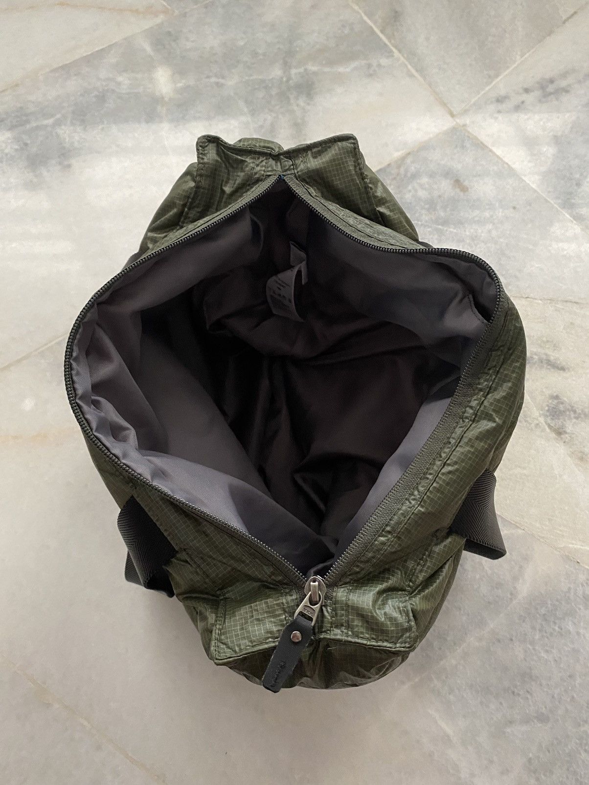 Columbia 🔥RARE COLUMBIA QUILTED PUFFER TOTE ZIPPER BAG Size ONE SIZE - 8 Thumbnail
