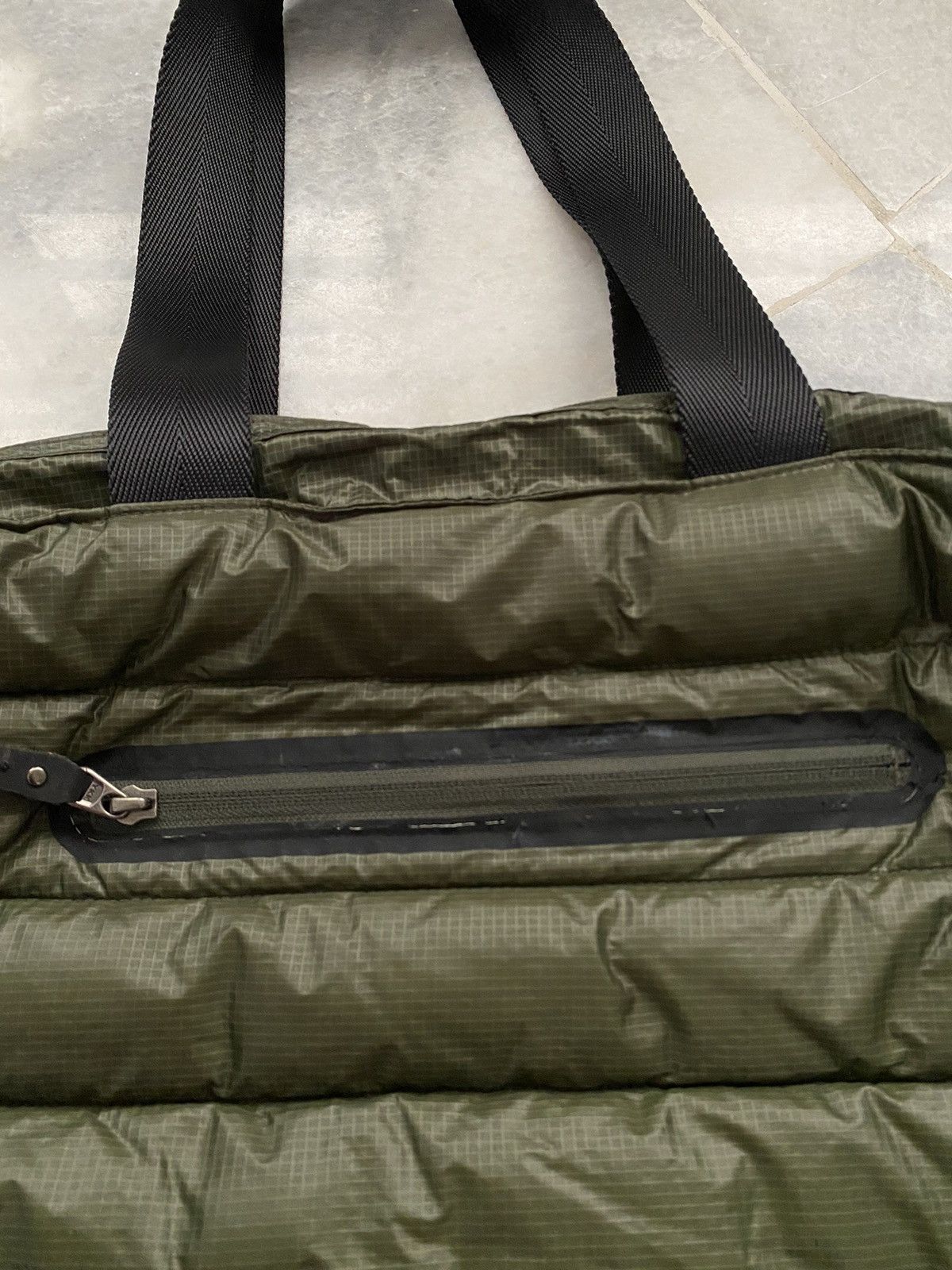 Columbia 🔥RARE COLUMBIA QUILTED PUFFER TOTE ZIPPER BAG Size ONE SIZE - 11 Thumbnail