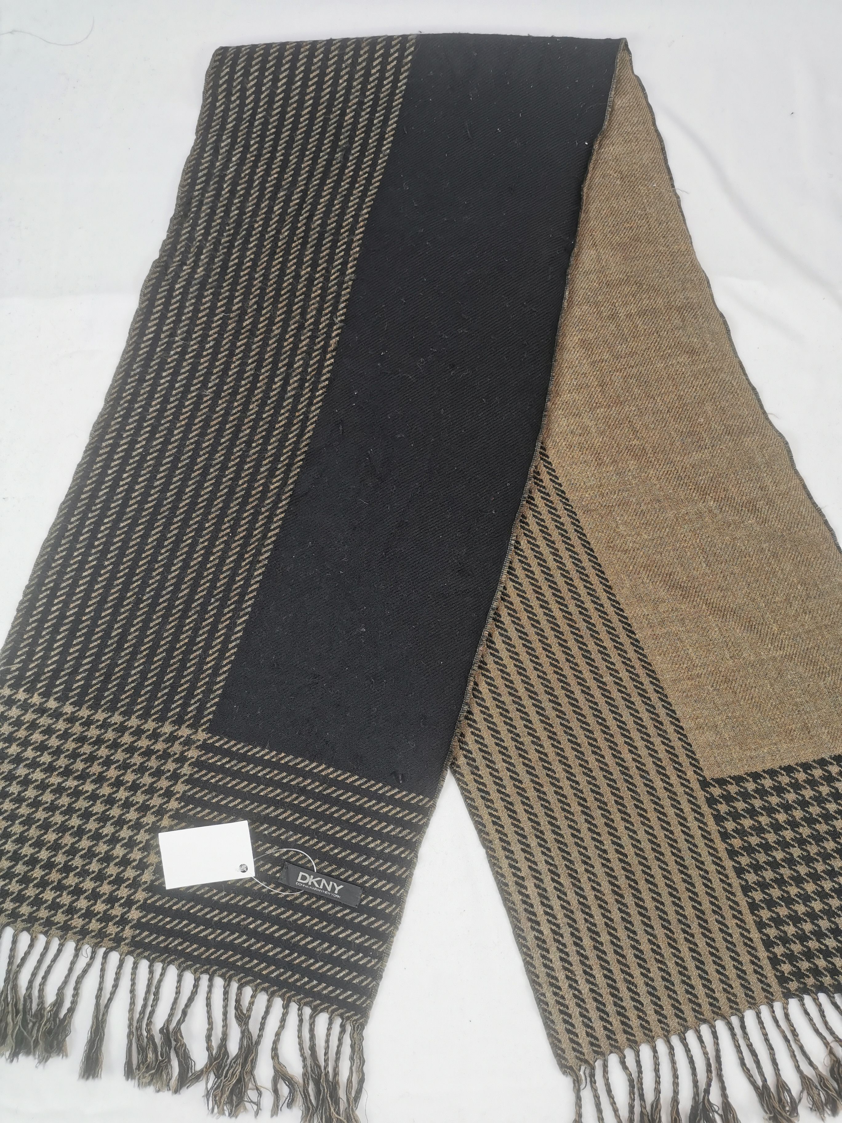 DKNY DKNY scarf muffler Size ONE SIZE - 8 Thumbnail