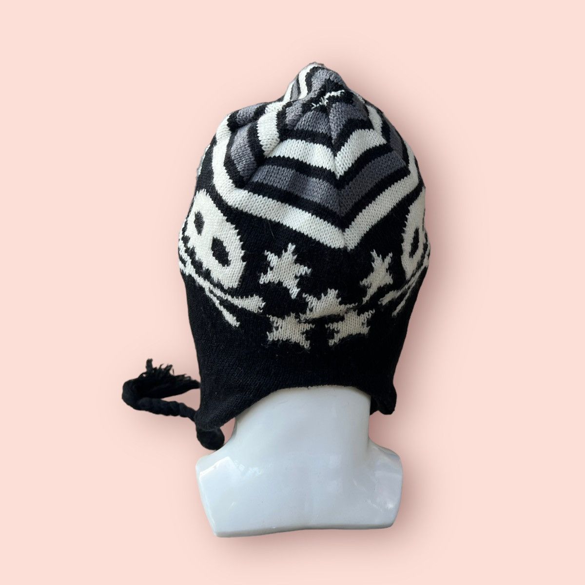 Vintage VINTAGE SKULL EARFLAP ALT BEANIE Size ONE SIZE - 16 Thumbnail