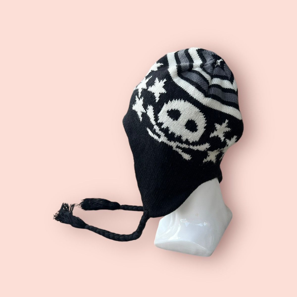 Vintage VINTAGE SKULL EARFLAP ALT BEANIE Size ONE SIZE - 14 Thumbnail