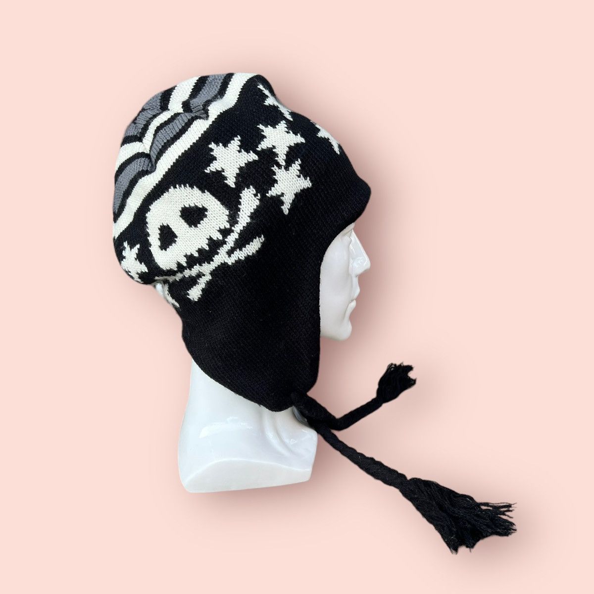 Vintage VINTAGE SKULL EARFLAP ALT BEANIE Size ONE SIZE - 8 Thumbnail