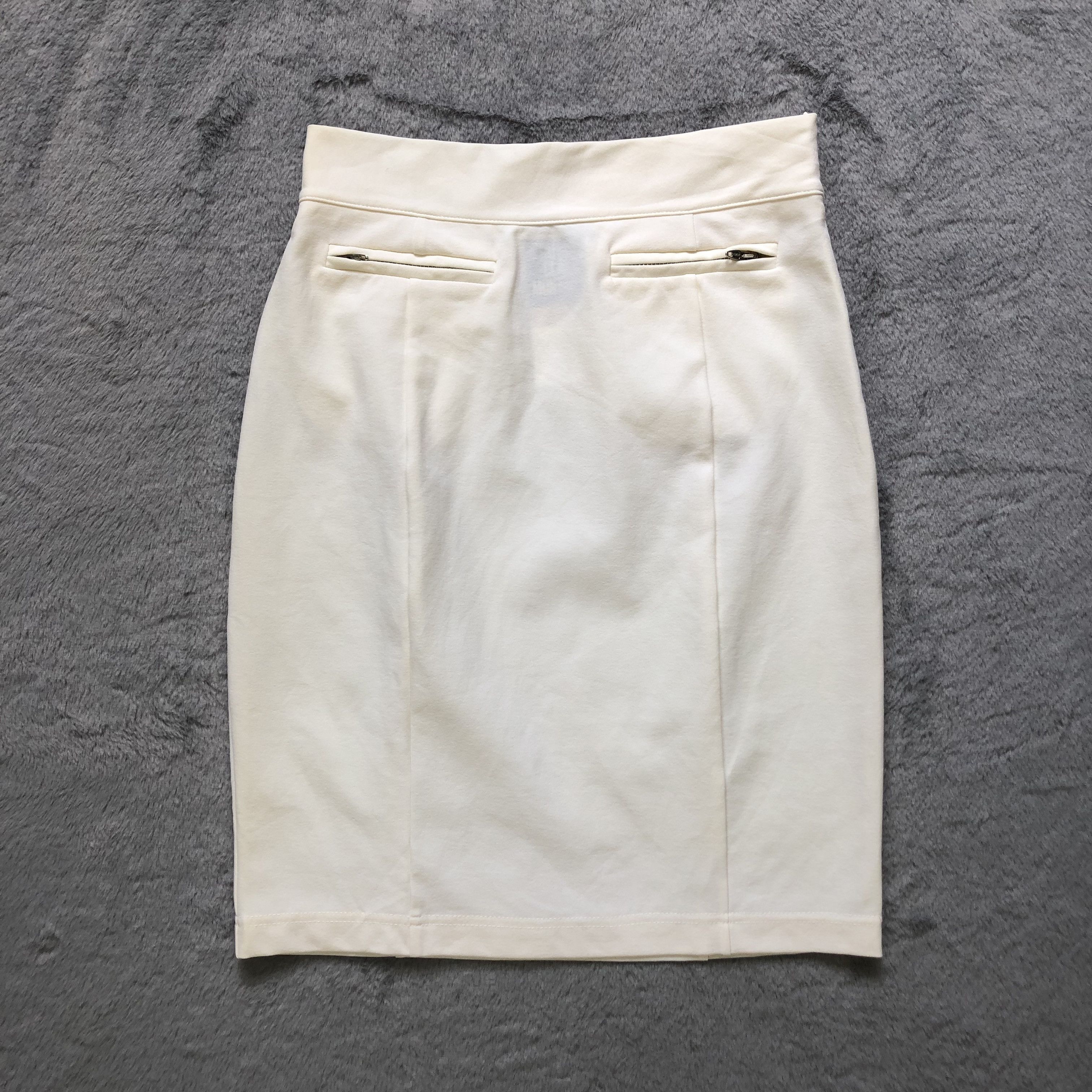 Claude Montana STATE OF CLAUDE MONTANA MINI SKIRT #6737-84 Size 25" / US 0 / IT 36 - 7 Thumbnail