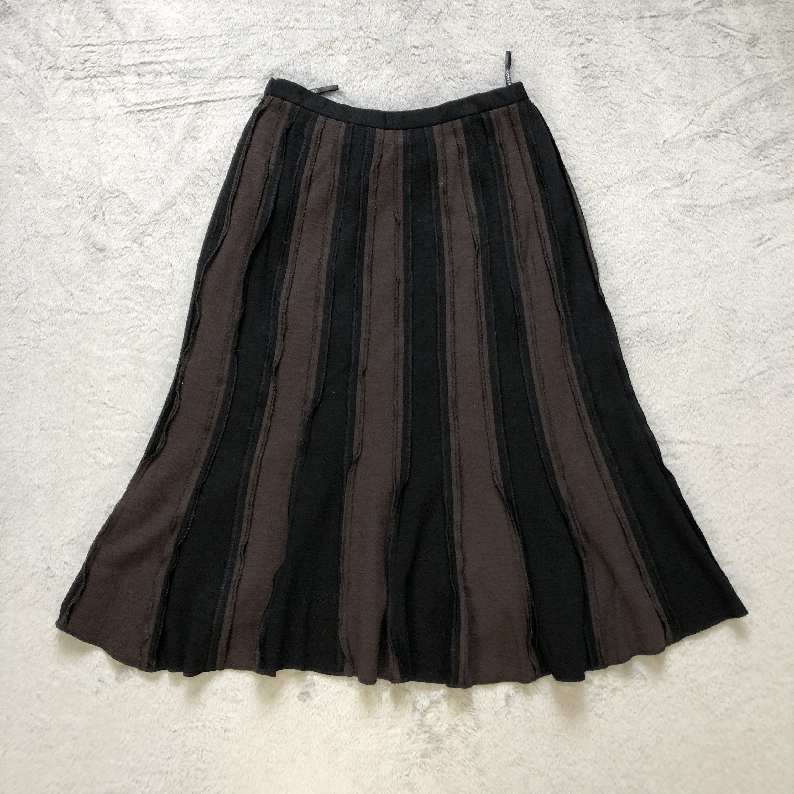 Sonia Rykiel SONIA RYKIEL DECONSTRUCKTED WOOLBLEND MINI SKIRTS #6752-84 Size 25" / US 0 / IT 36 - 9 Thumbnail