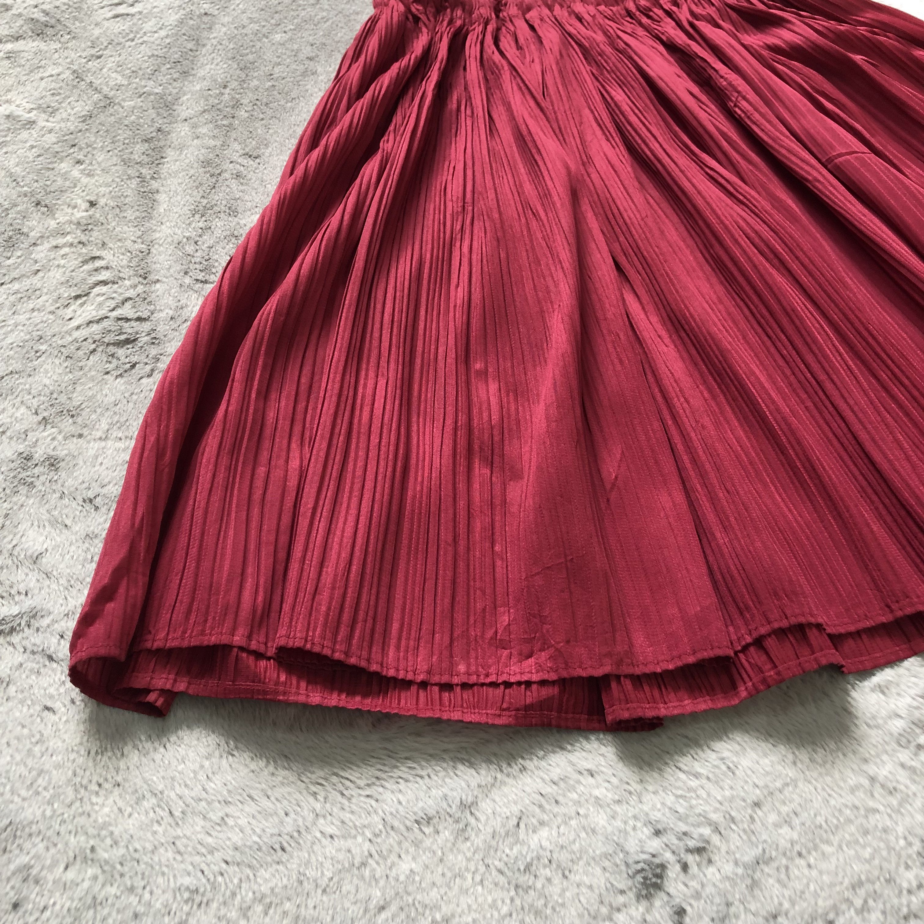 Issey Miyake ARCHIVES🔥 ISSEY MIYAKE PLEATS MINI SKIRT #6736-84 Size 28" / US 6 / IT 42 - 3 Thumbnail