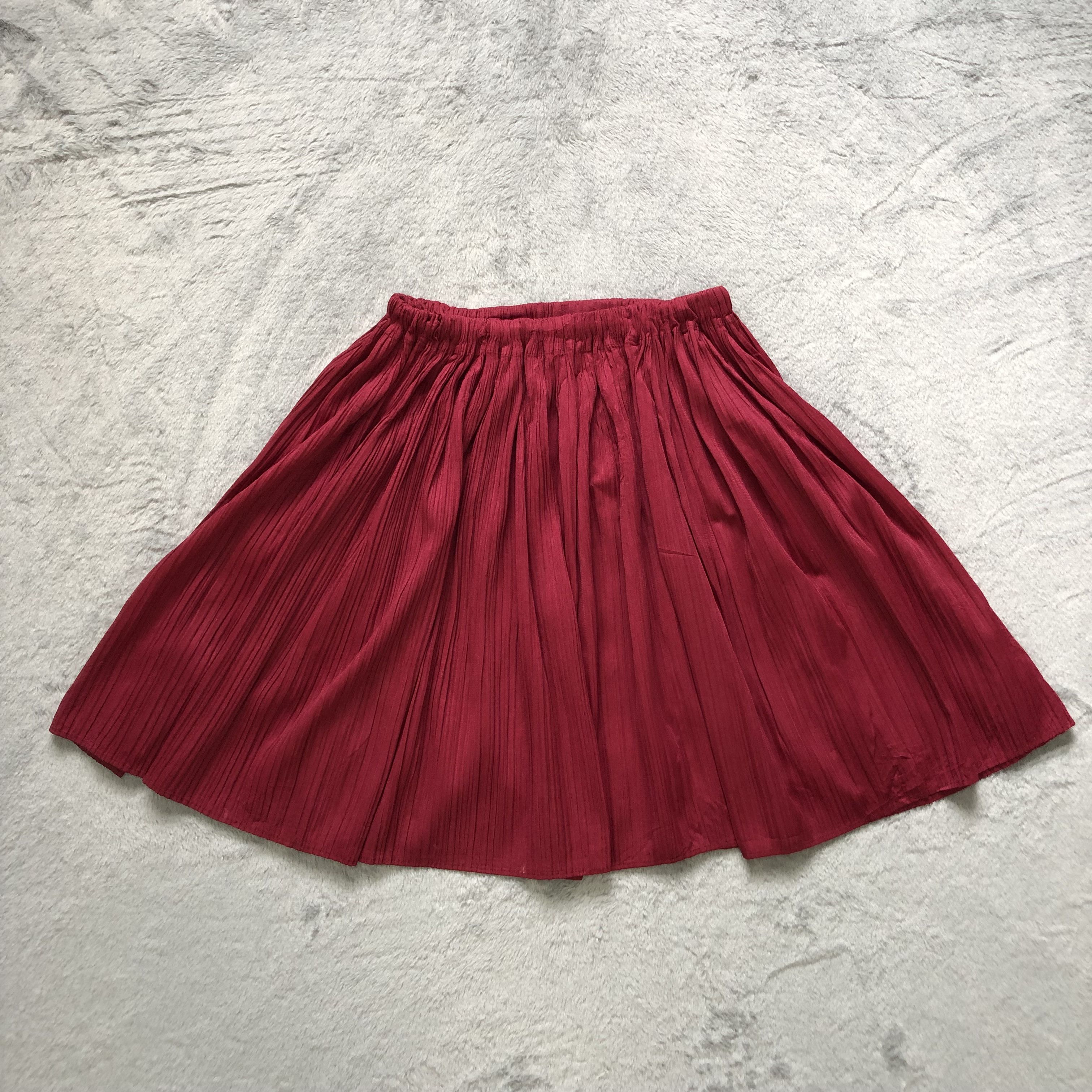 Issey Miyake ARCHIVES🔥 ISSEY MIYAKE PLEATS MINI SKIRT #6736-84 Size 28" / US 6 / IT 42 - 1 Thumbnail