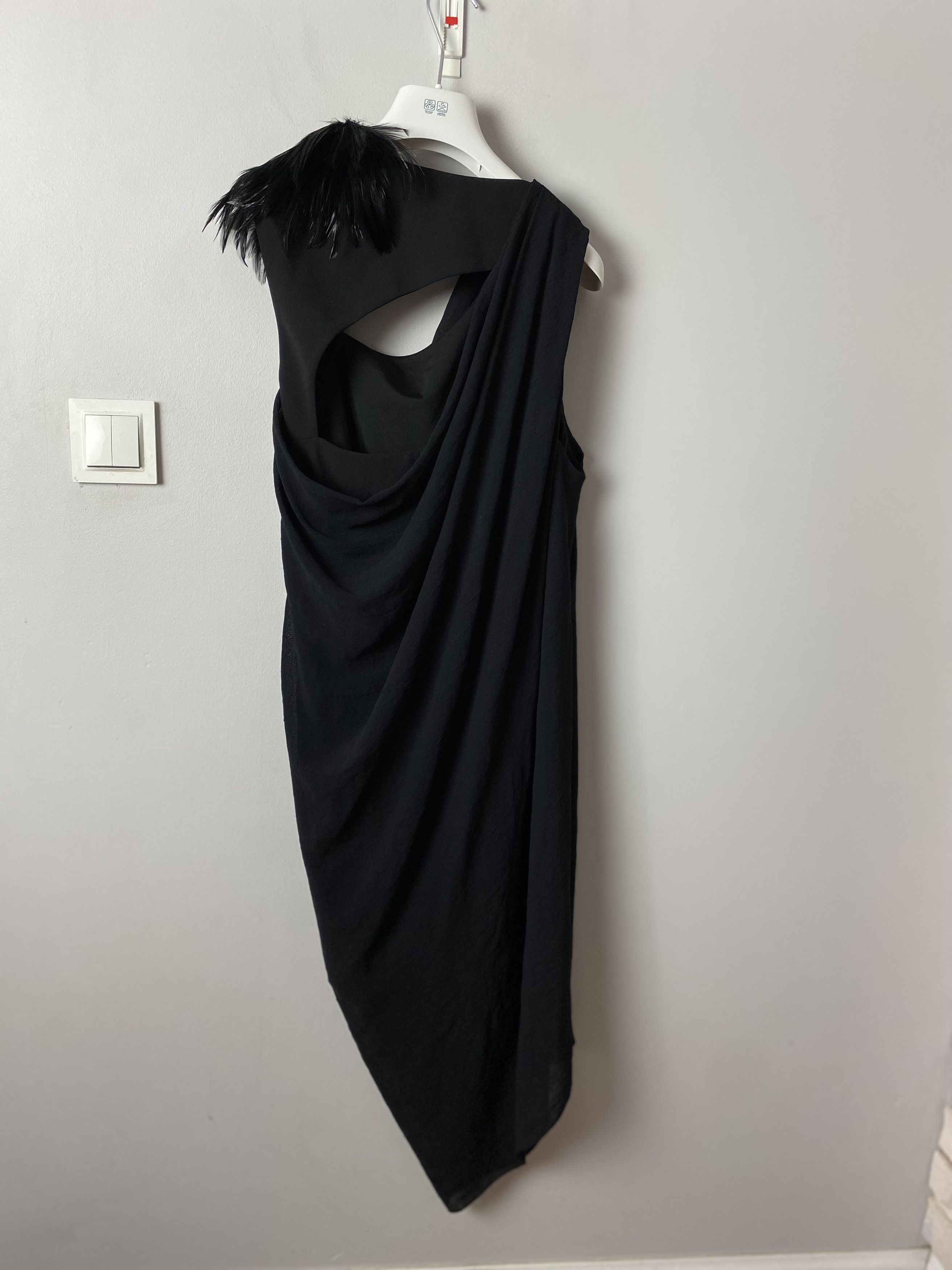 Helmut Lang Helmut Lang Feather Draped shoulder dress Size M / US 6-8 / IT 42-44 - 7 Thumbnail