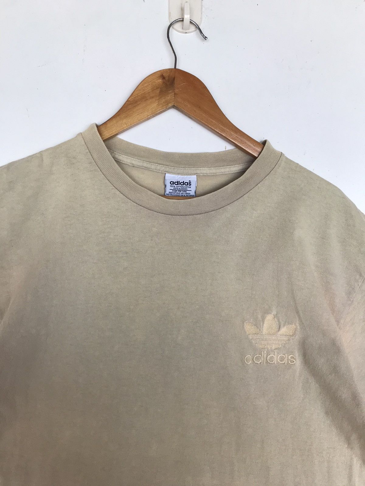 Adidas Vintage 90s Adidas Trefoil Crewneck Tshirt Size US S / EU 44-46 / 1 - 3 Thumbnail