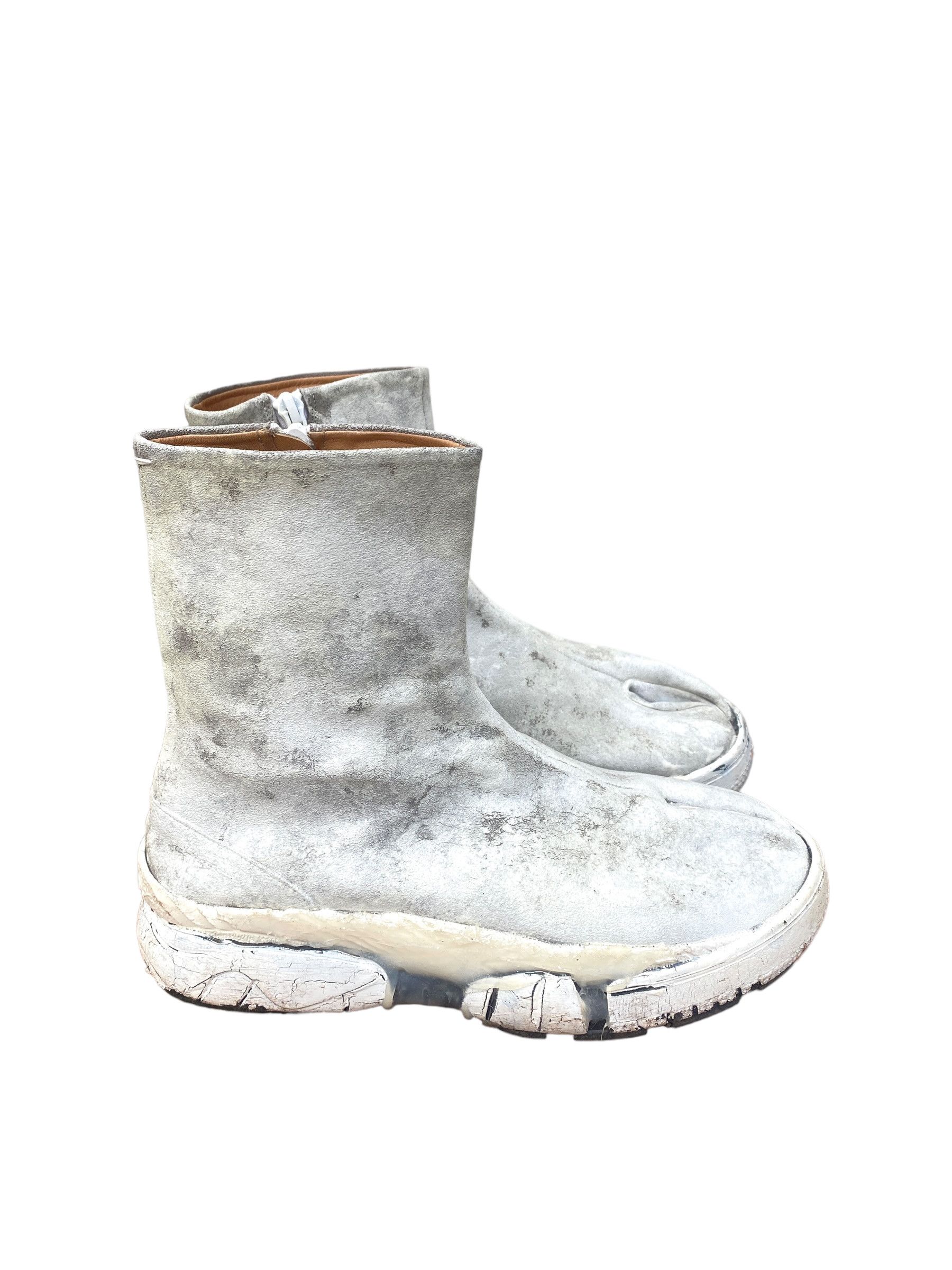 Maison Margiela Tabi Fusion - White Painted Boots Size US 8 / EU 41 - 2 Thumbnail