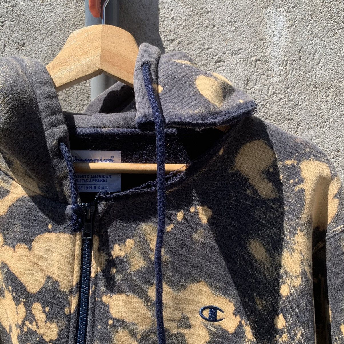 Bleach Goods × Champion × Vintage 💥Destroyed! Vintage Champion Bleach Pullover Hoodie Sweater Size US L / EU 52-54 / 3 - 6 Thumbnail