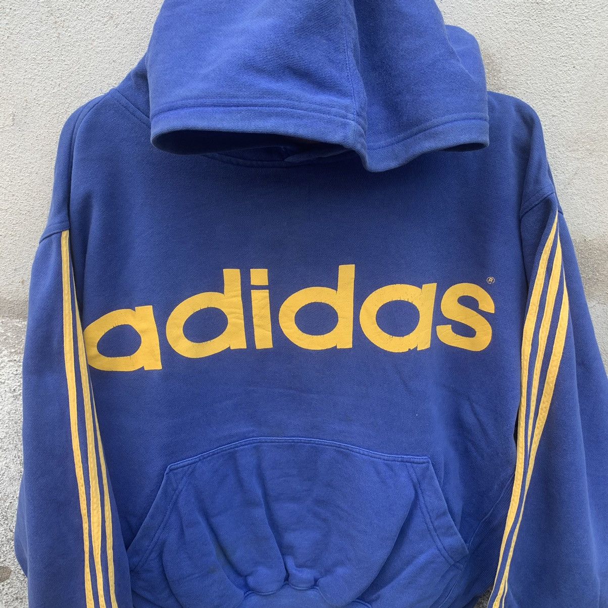 Adidas Adidas Three Stripe Hooded Baggy Pullover Sweatshirts Size US XL / EU 56 / 4 - 2 Thumbnail