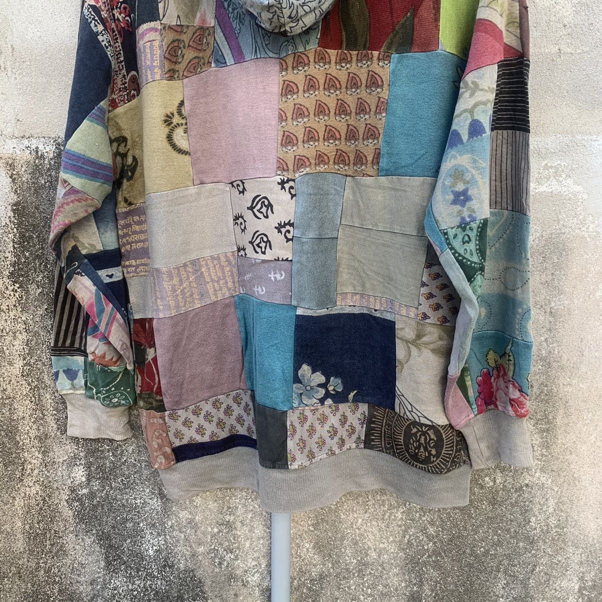 HOUSE OF MALAKAI 💥RARE! Malaika Patchwork Style Hoodie Arts Sweater Size US M / EU 48-50 / 2 - 11 Thumbnail
